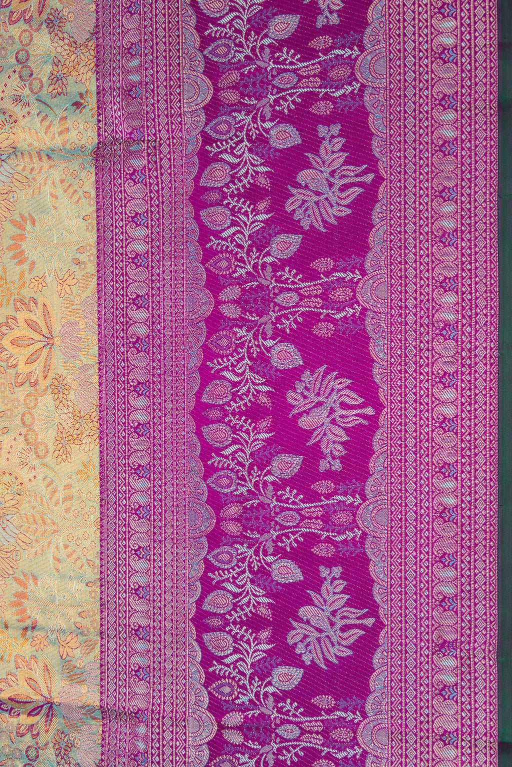 Border image of Gold Dual Tone Kanjivaram Tissue Silk Saree with Zari Brocade on the body and Zari Border. 