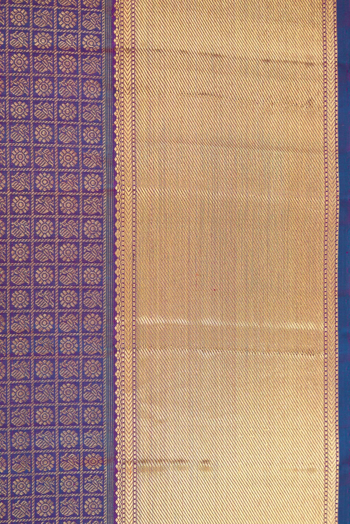 Border image of Pure Silk Pure Zari Peacock Blue Dual Tone Kanjivaram Saree with Zari Brocade on the body and Zari Border. 