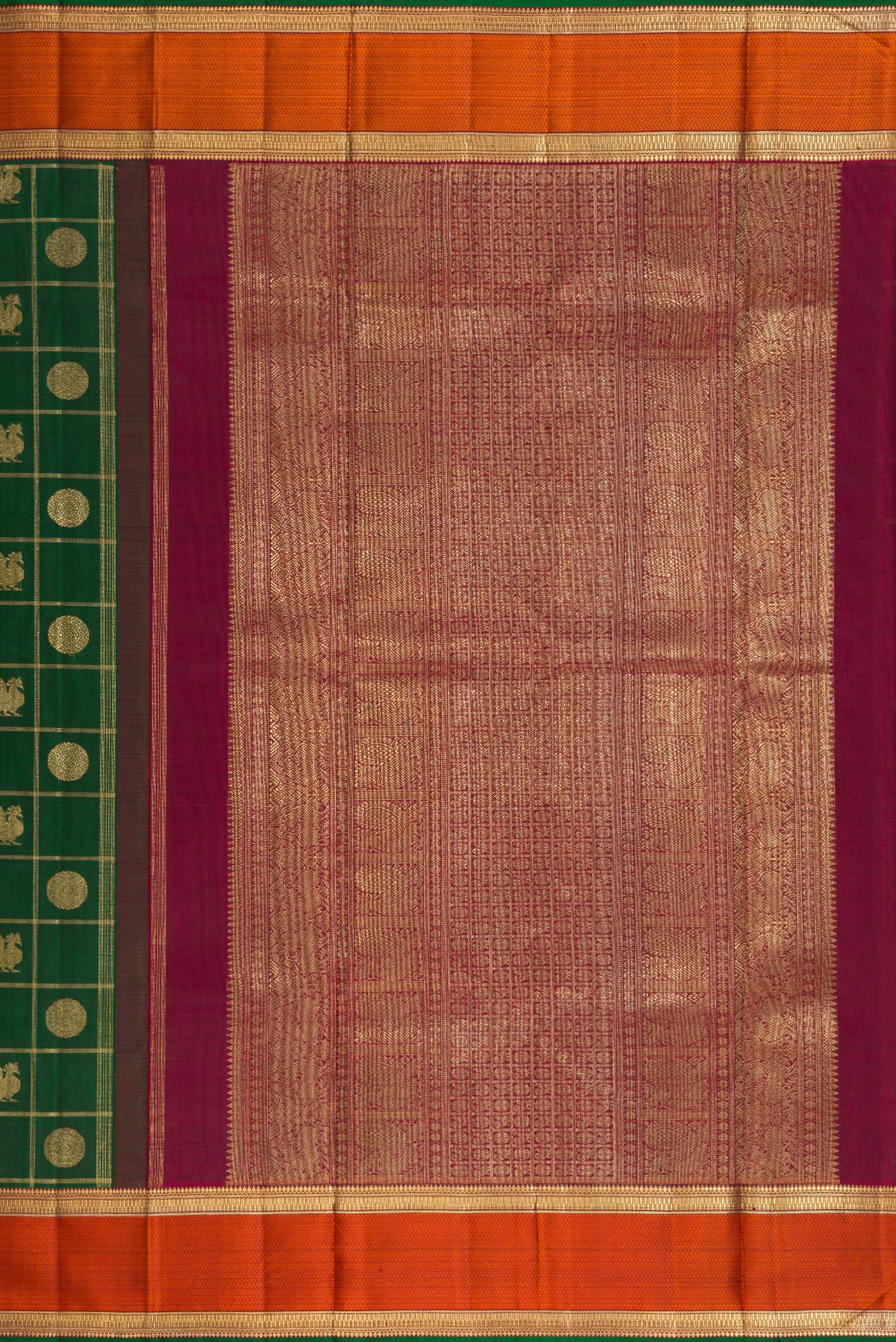 Close up image of the pallu of Pure Silk Pure Zari Bottle Green Dual Tone Kanjivaram Saree with Checked design on the body and Zari And Thread Border. 