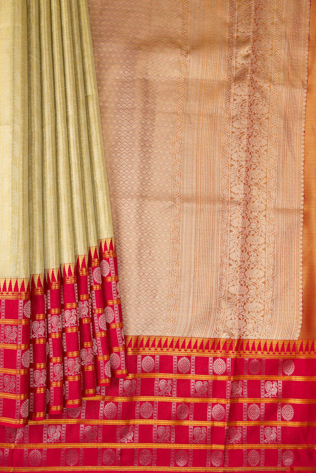 Pleats and pallu of Pista Green Dual Tone Kanjivaram Tissue Silk Saree with Zari Brocade on the body and Zari Border. 