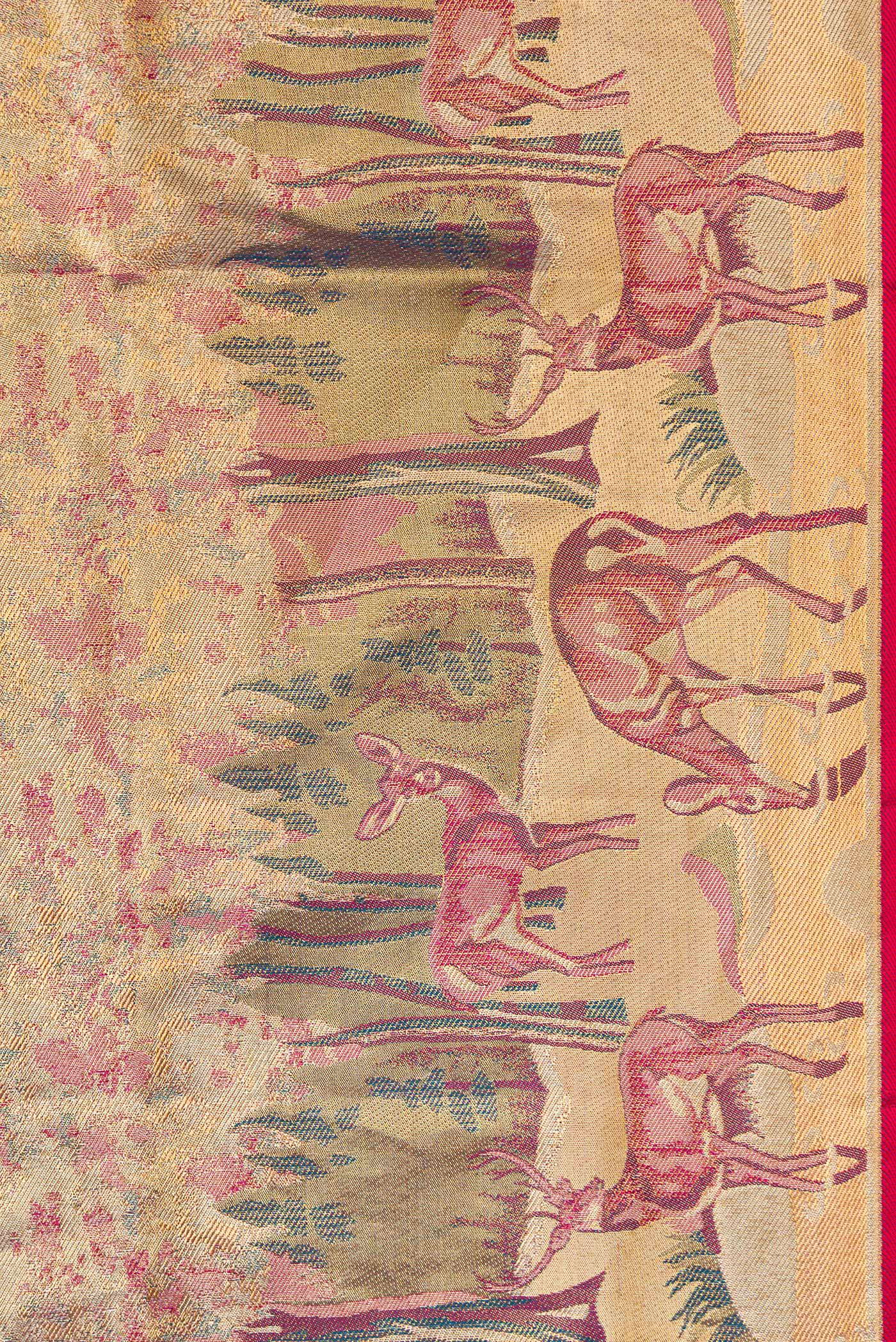 Border image of Gold Dual Tone Kanjivaram Tissue Silk Saree with Zari Brocade on the body and Fancy Border. 