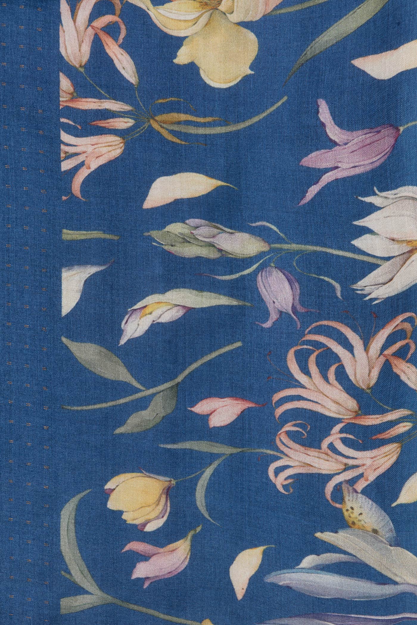 Border image of Blue Dual Tone Tussar Silk Saree with Zari Butta on the body and Printed Border. 
