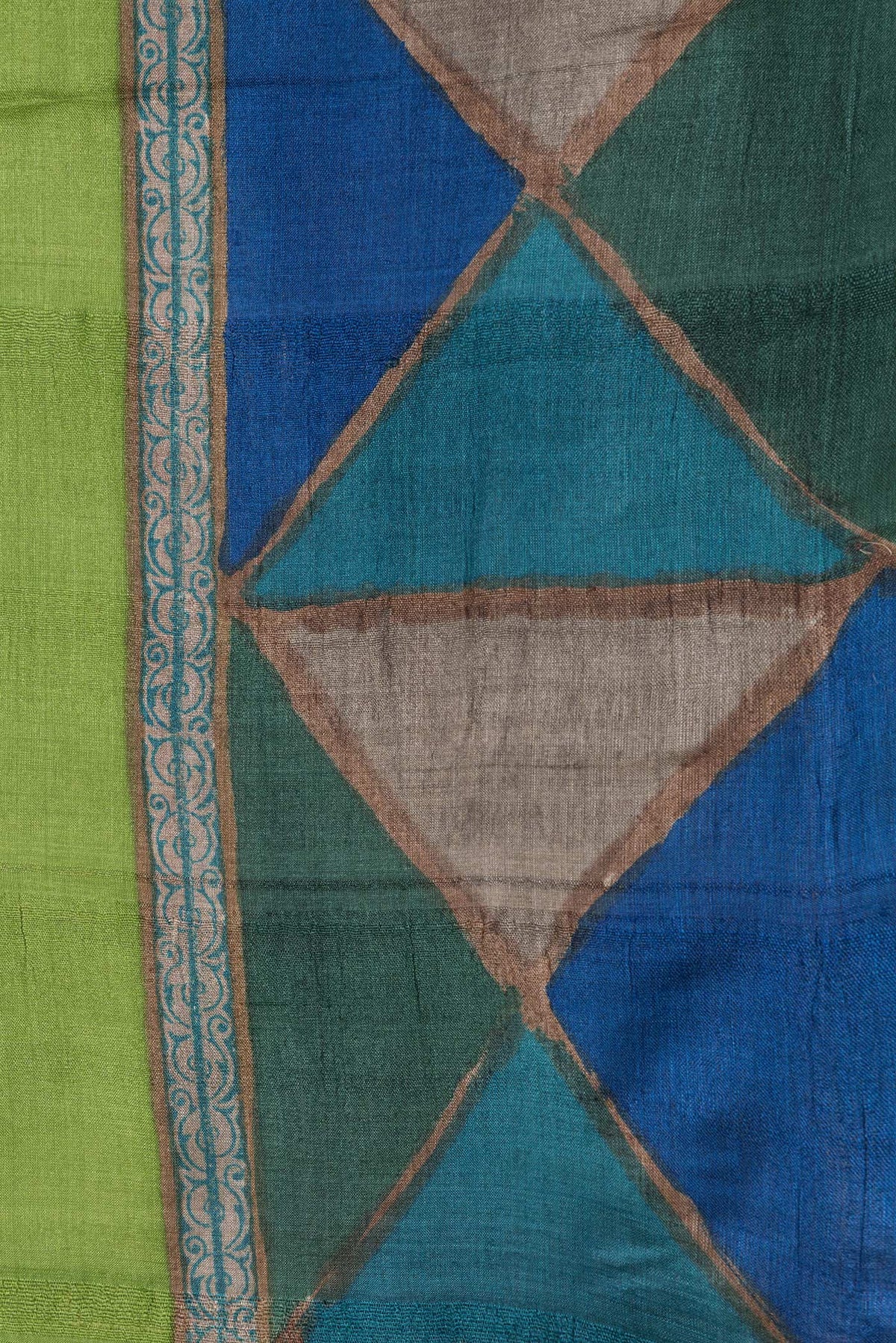 Border image of Parrot Green Dual Tone Tussar Silk Saree with Plain Body and Printed Border. 
