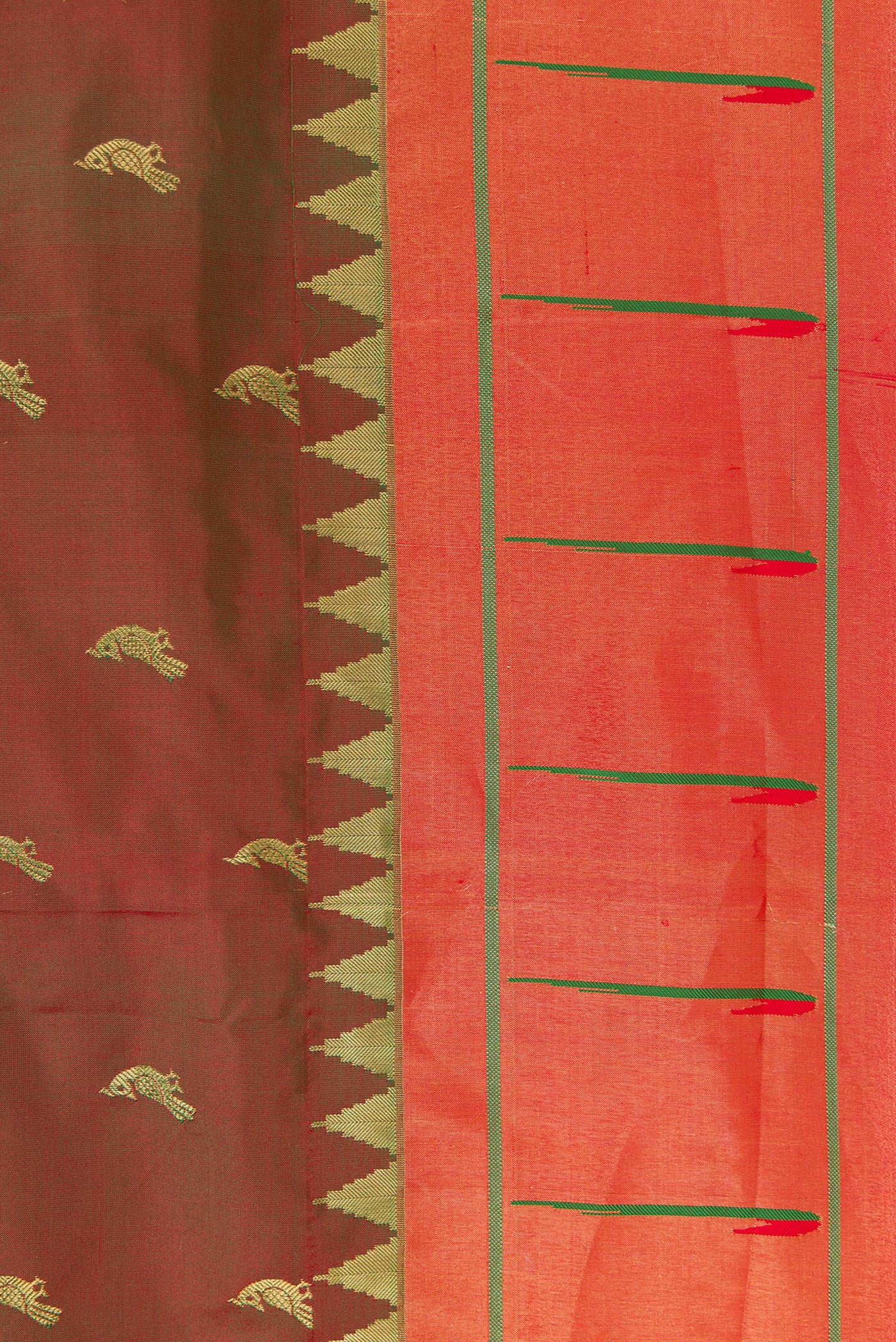 Border image of Mehandi Green Dual Tone Paithani Silk Saree with Zari Butta on the body and Paithani Border. 