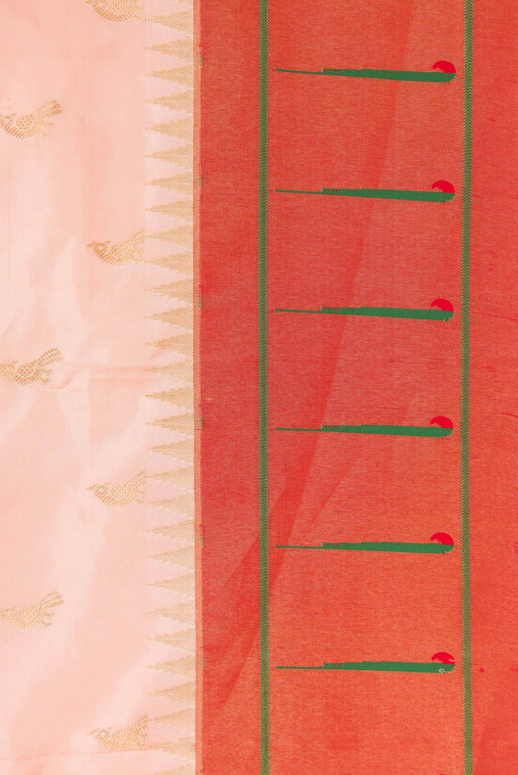 Border image of Peach Dual Tone Paithani Silk Saree with Zari Butta on the body and Paithani Border. 
