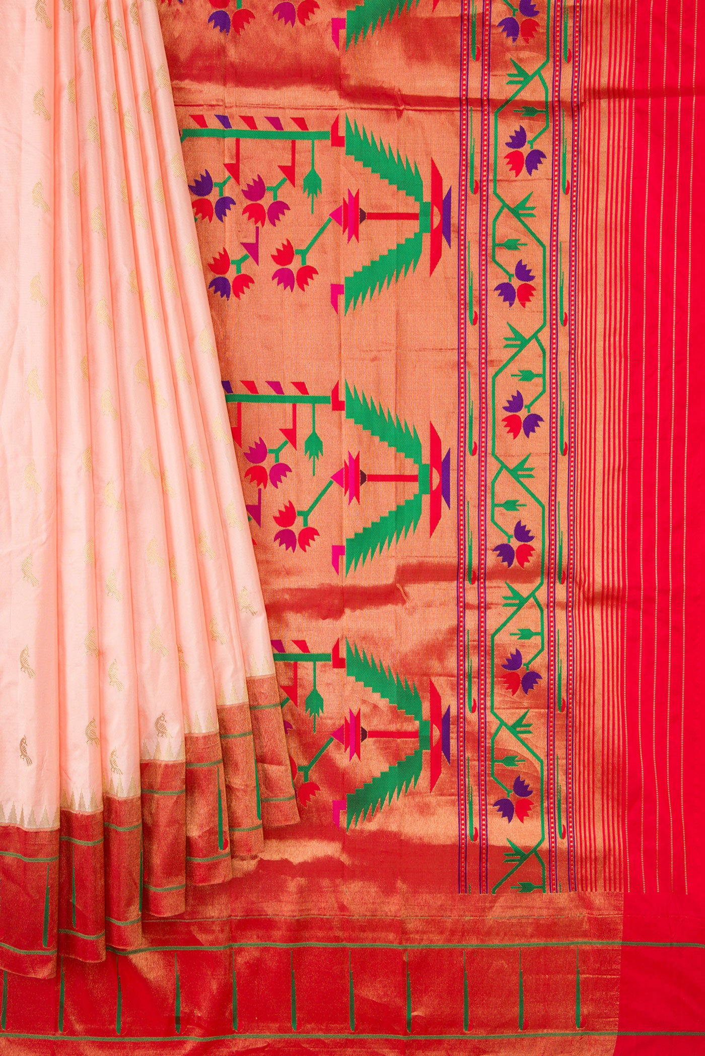 Pleats and pallu of Peach Dual Tone Paithani Silk Saree with Zari Butta on the body and Paithani Border. 