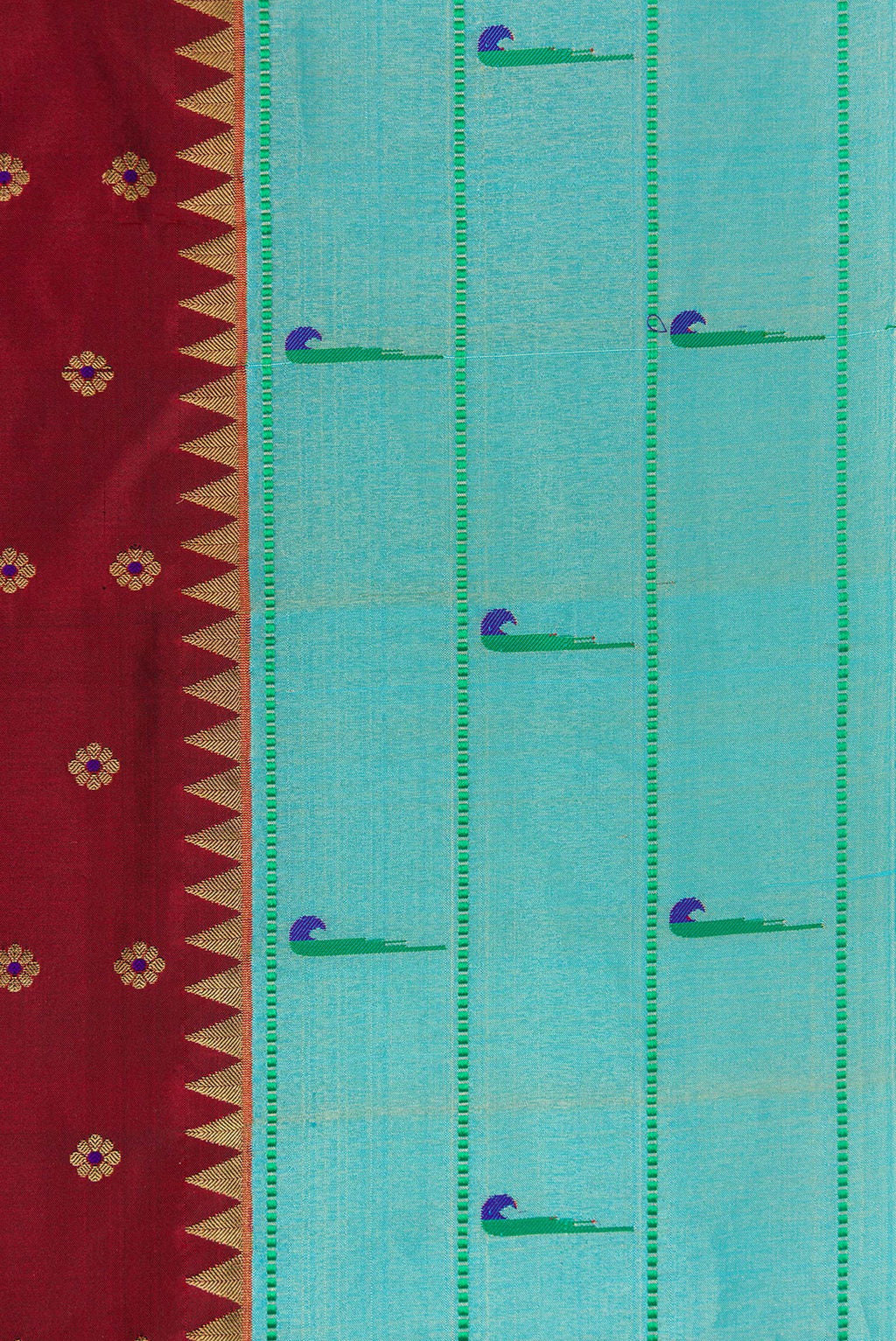 Border image of Maroon Dual Tone Paithani Silk Saree with Zari Butta on the body and Paithani Border. 