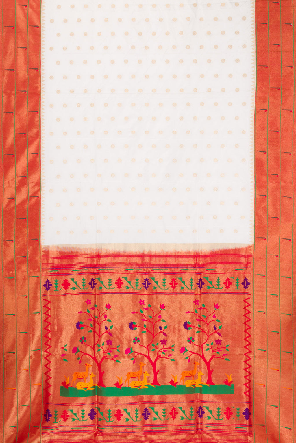 Flat view of Pure Silk Off White Paithani Saree with Zari Butta on the body and Paithani Border. 