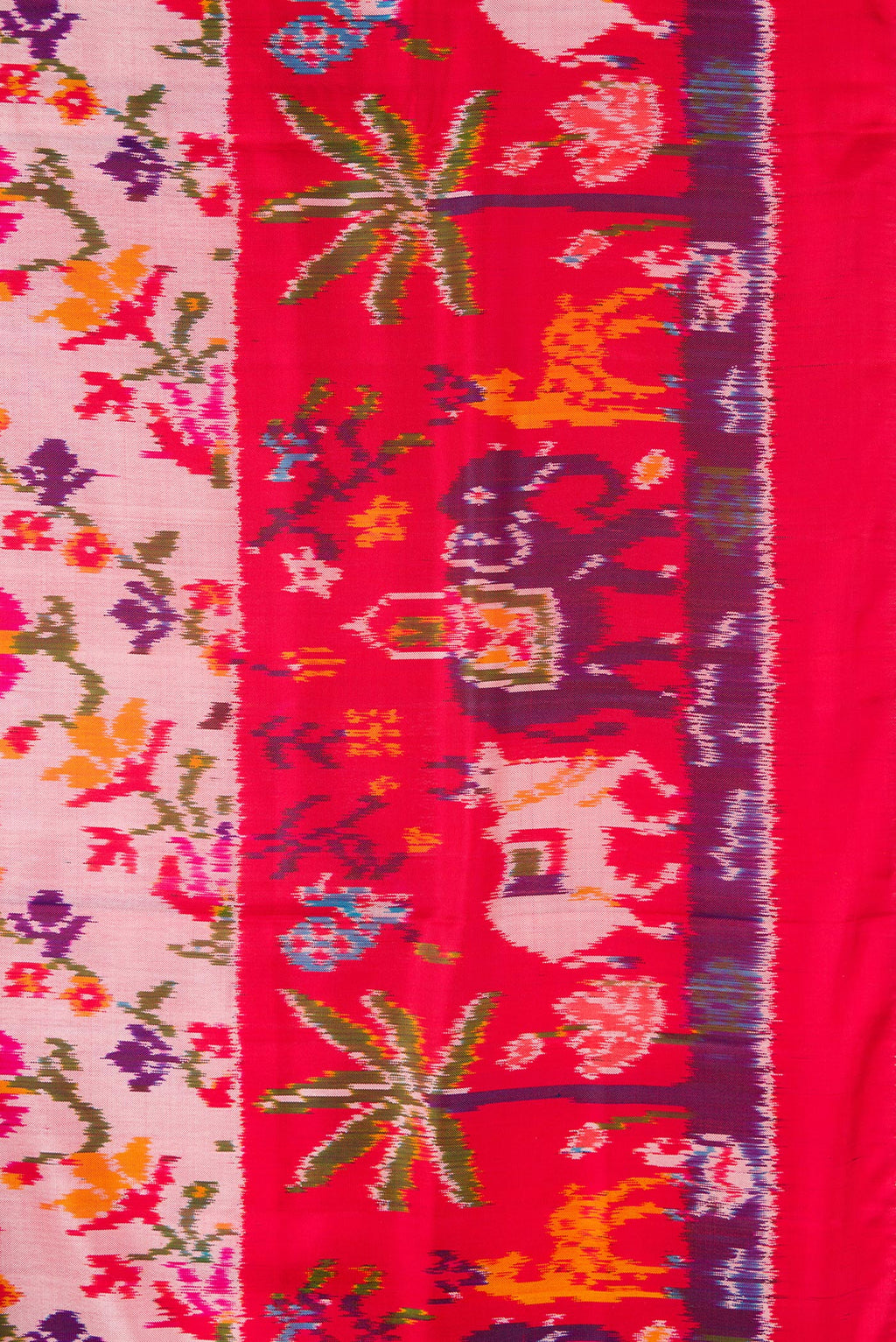 Border image of Pink Dual Tone Double Ikat Saree with Ikat Print on the body and Ikat Border. 