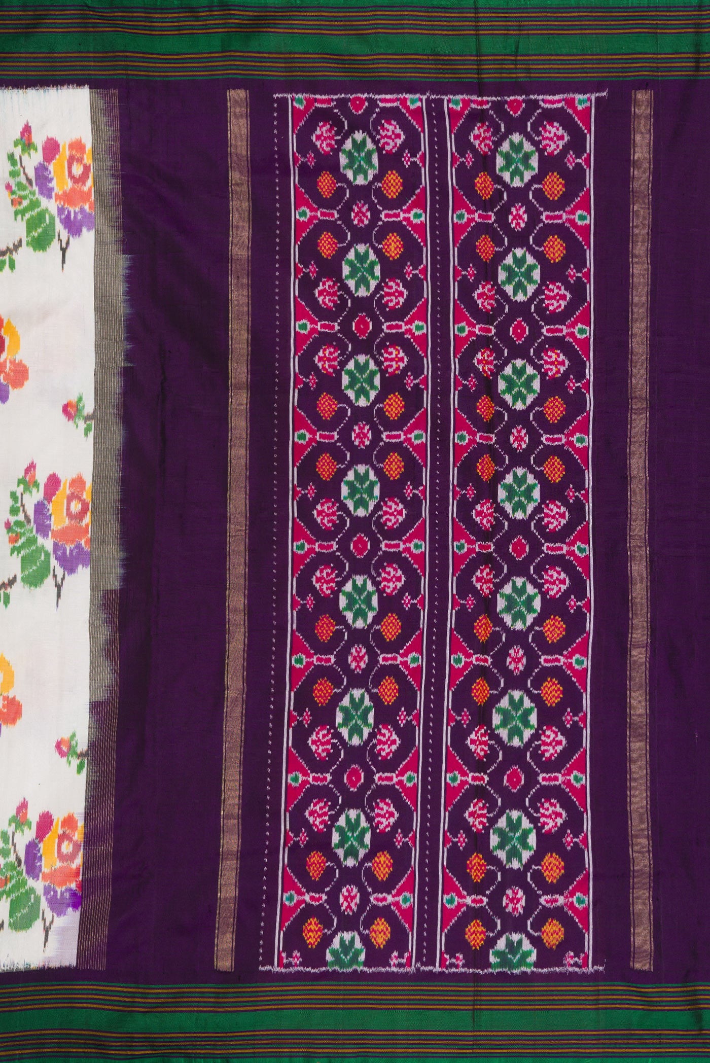 Close up image of the pallu of Off White Dual Tone Double Ikat Saree with Ikat Print on the body and Zari Border. 