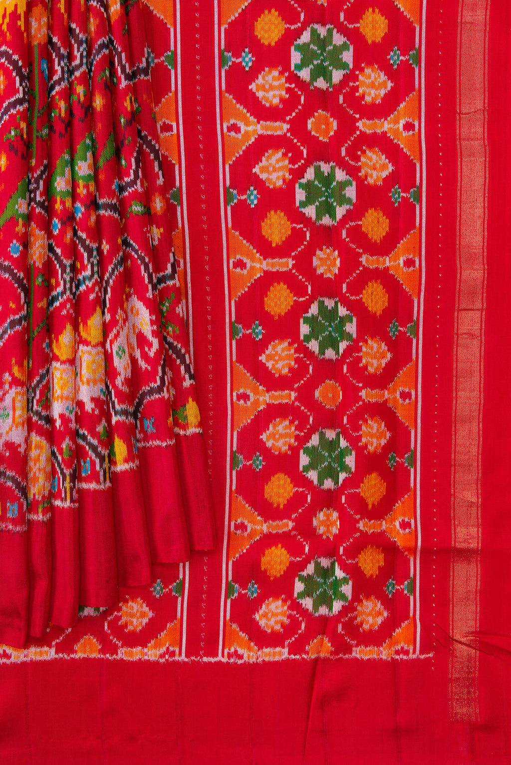 Pleats and pallu of Red Dual Tone Double Ikat Saree with Ikat Print on the body and Plain Border. 