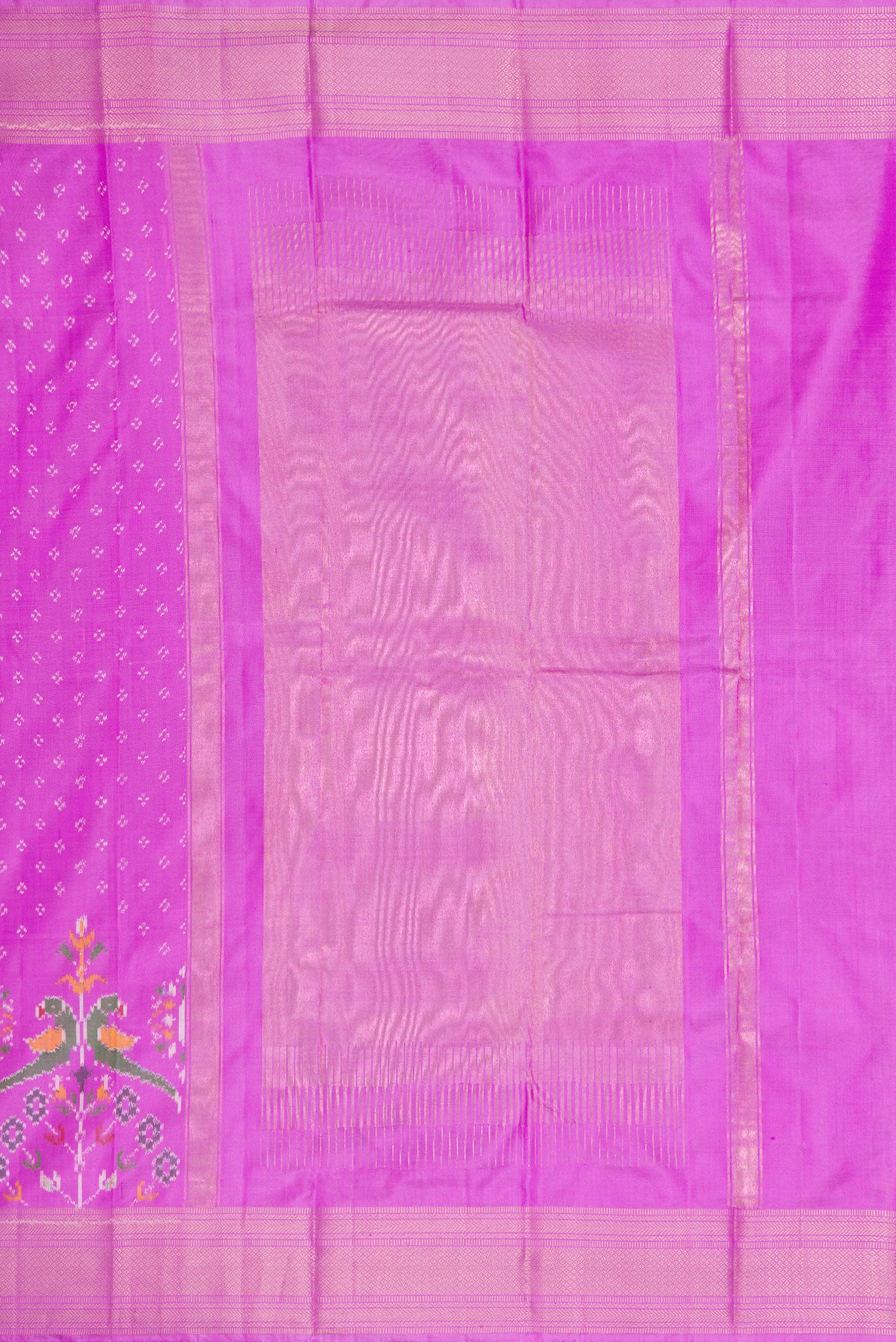 Close up image of the pallu of Pink Dual Tone Double Ikat Saree with Ikat Print on the body and Ikat Border. 