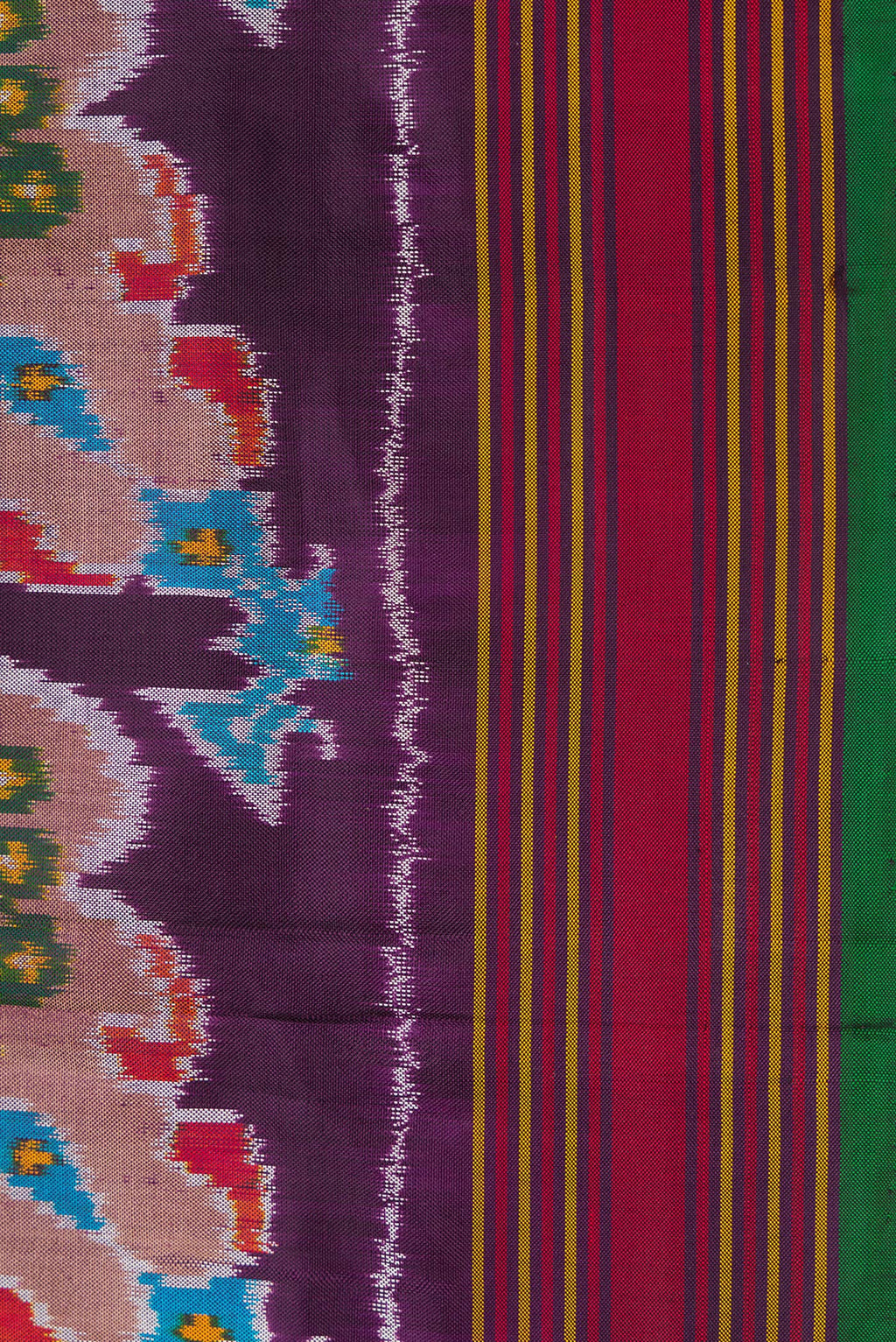 Border image of Burgundy Dual Tone Double Ikat Saree with Ikat Print on the body and Thread Border. 