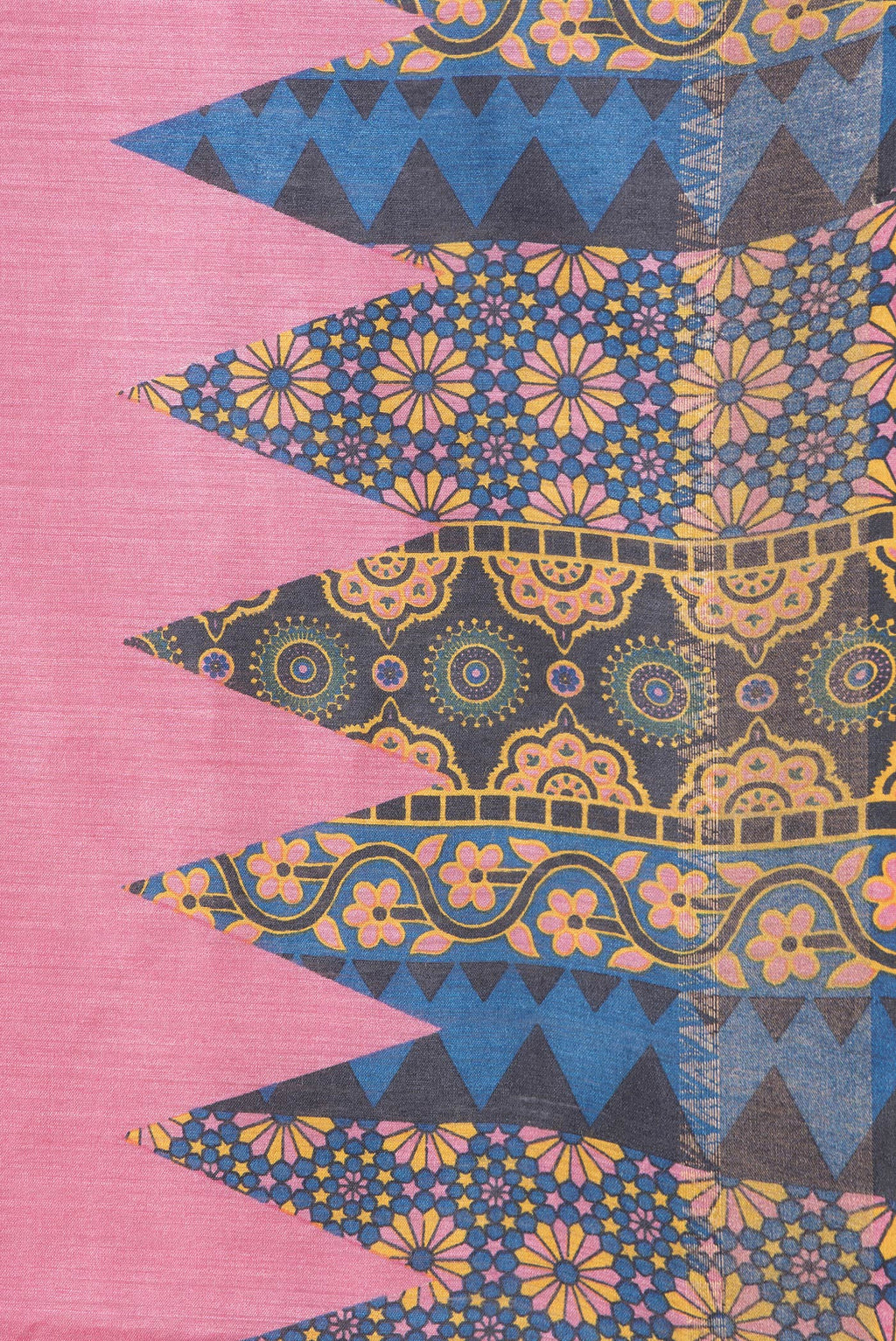 Border image of Pink Dual Tone Tussar Silk Saree with Plain Body and Fancy Border. 