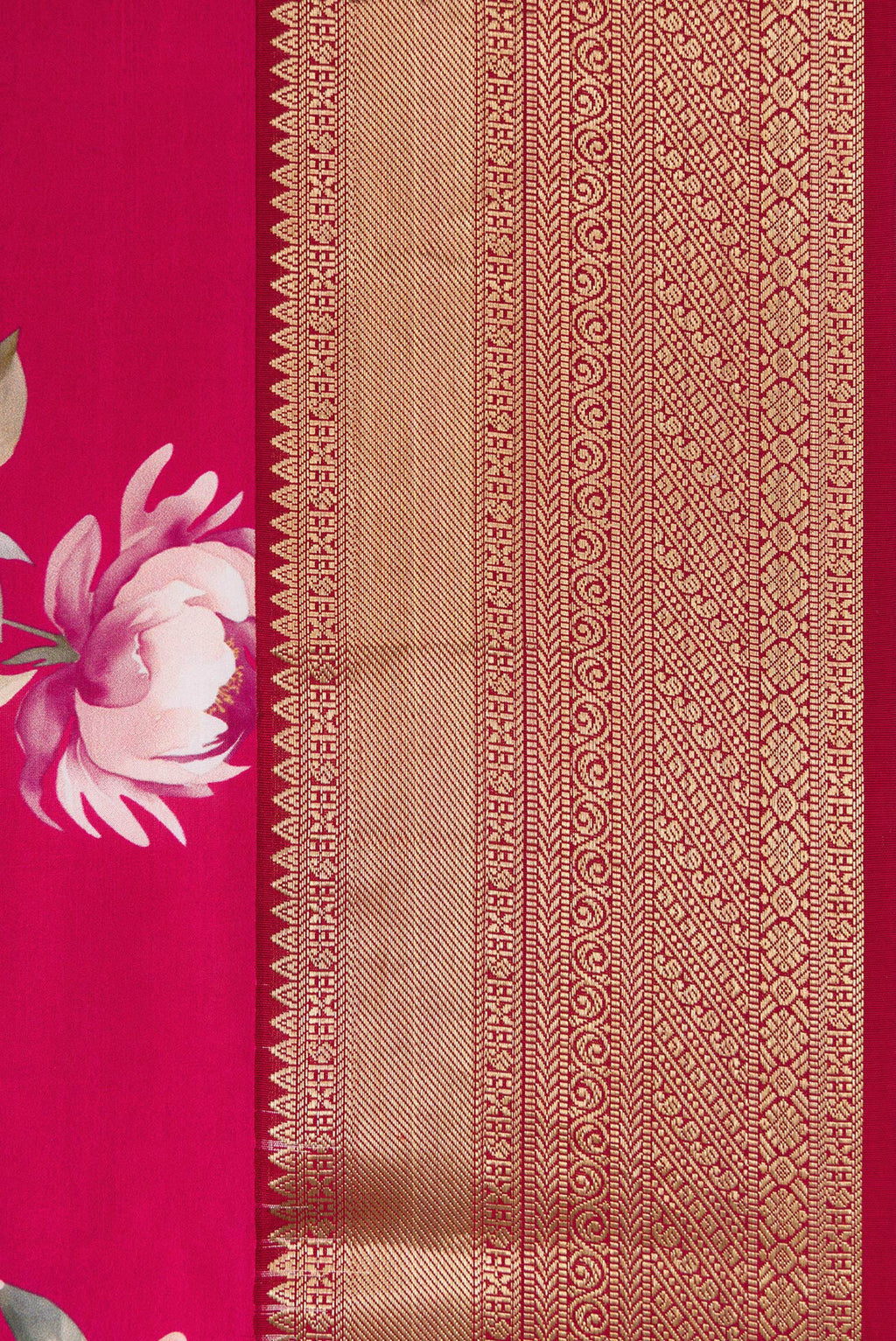 Border image of Dark Mauve Dual Tone Kanchipuram Silk Saree with Printed design on the body and Zari Border. 