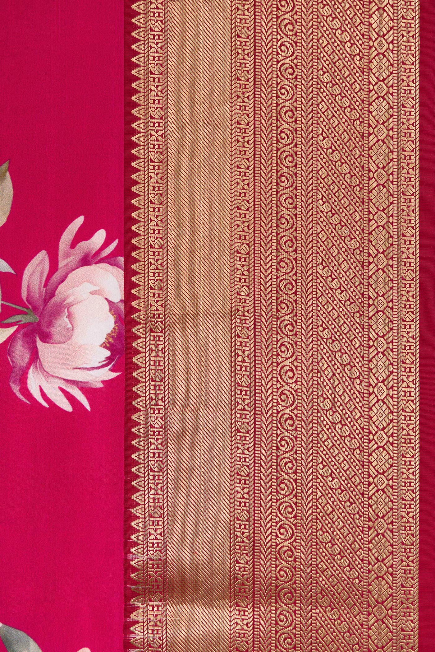 Border image of Dark Mauve Dual Tone Kanchipuram Silk Saree with Printed design on the body and Zari Border. 