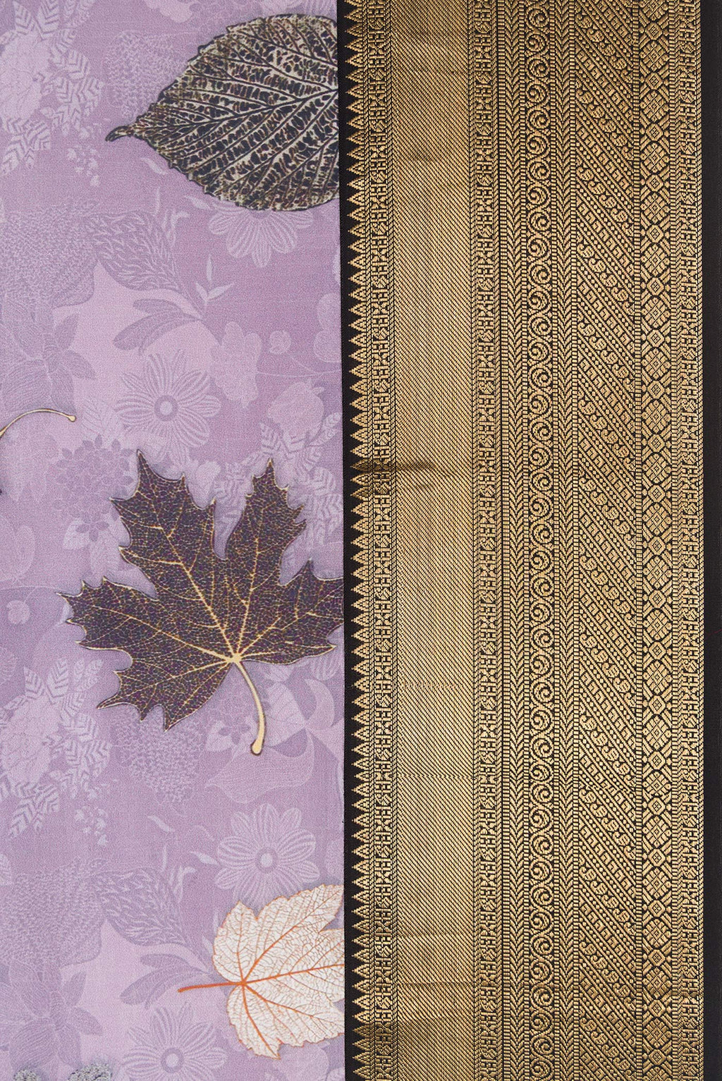 Border image of Lavender Dual Tone Kanchipuram Silk Saree with Printed design on the body and Zari Border. 