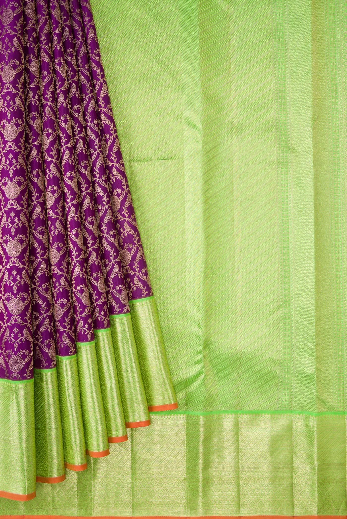 Pleats and pallu of Royal Blue Dual Tone Kanchipuram Silk Saree with Zari Brocade on the body and Zari Border. 