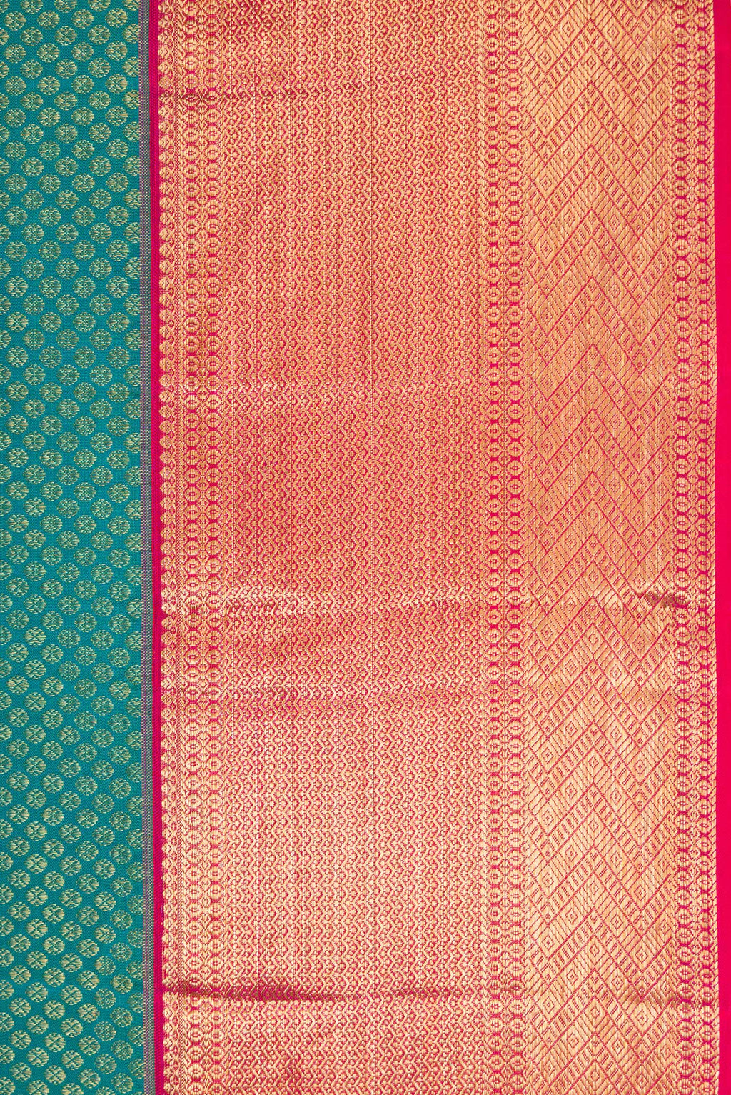Border image of Green Dual Tone Kanjivaram Silk Saree with Zari Brocade on the body and Zari Border. 