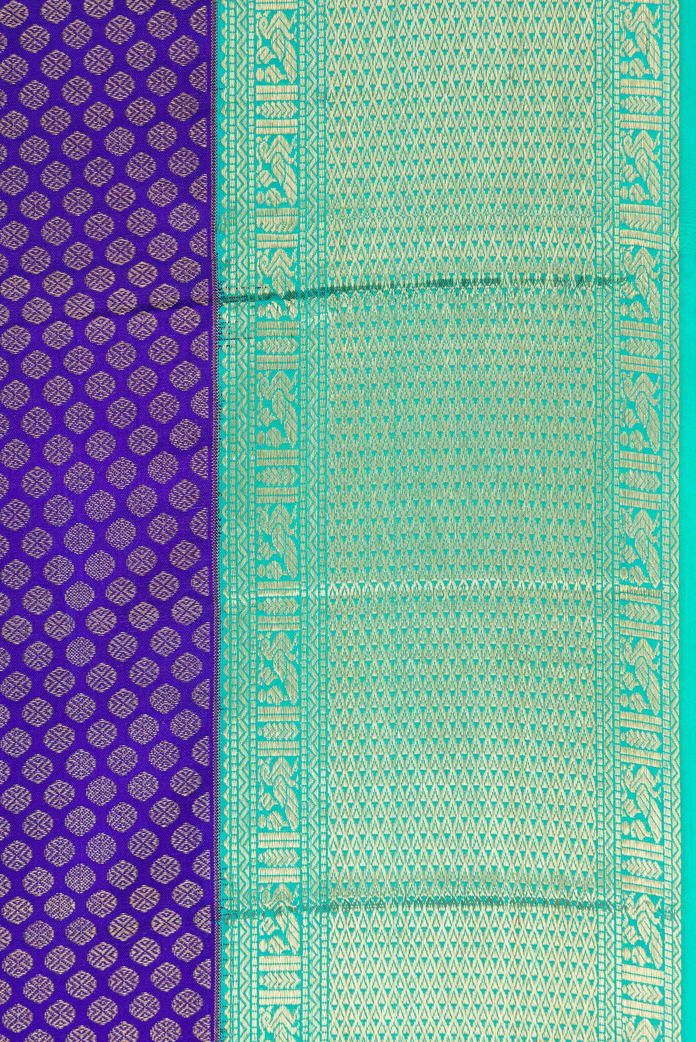 Border image of Royal Blue Dual Tone Kanjivaram Silk Saree with Zari Brocade on the body and Zari Border. 