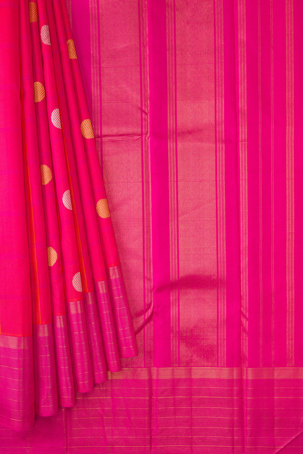 Pleats and pallu of Pure Silk Pure Zari Coral Dual Tone Kanjivaram Saree with Checked design on the body and Zari Border. 