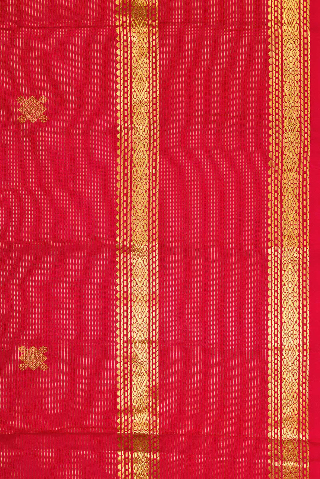 Border image of Pure Silk Pure Zari Red Dual Tone Kanjivaram Saree with Stripes on the body and Zari Border. 