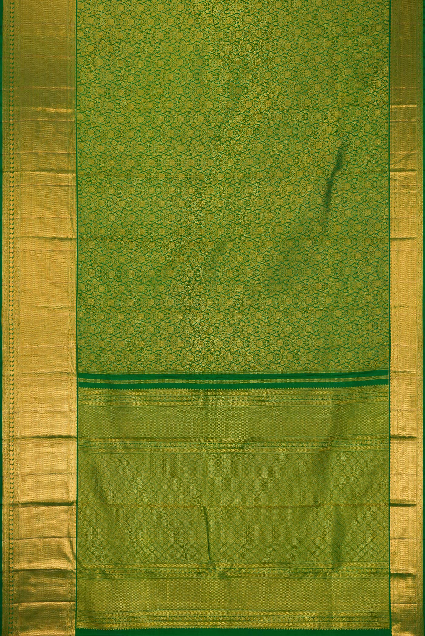 Flat view of Green Kanchipuram Silk Saree with Zari Brocade on the body and Zari Border. 