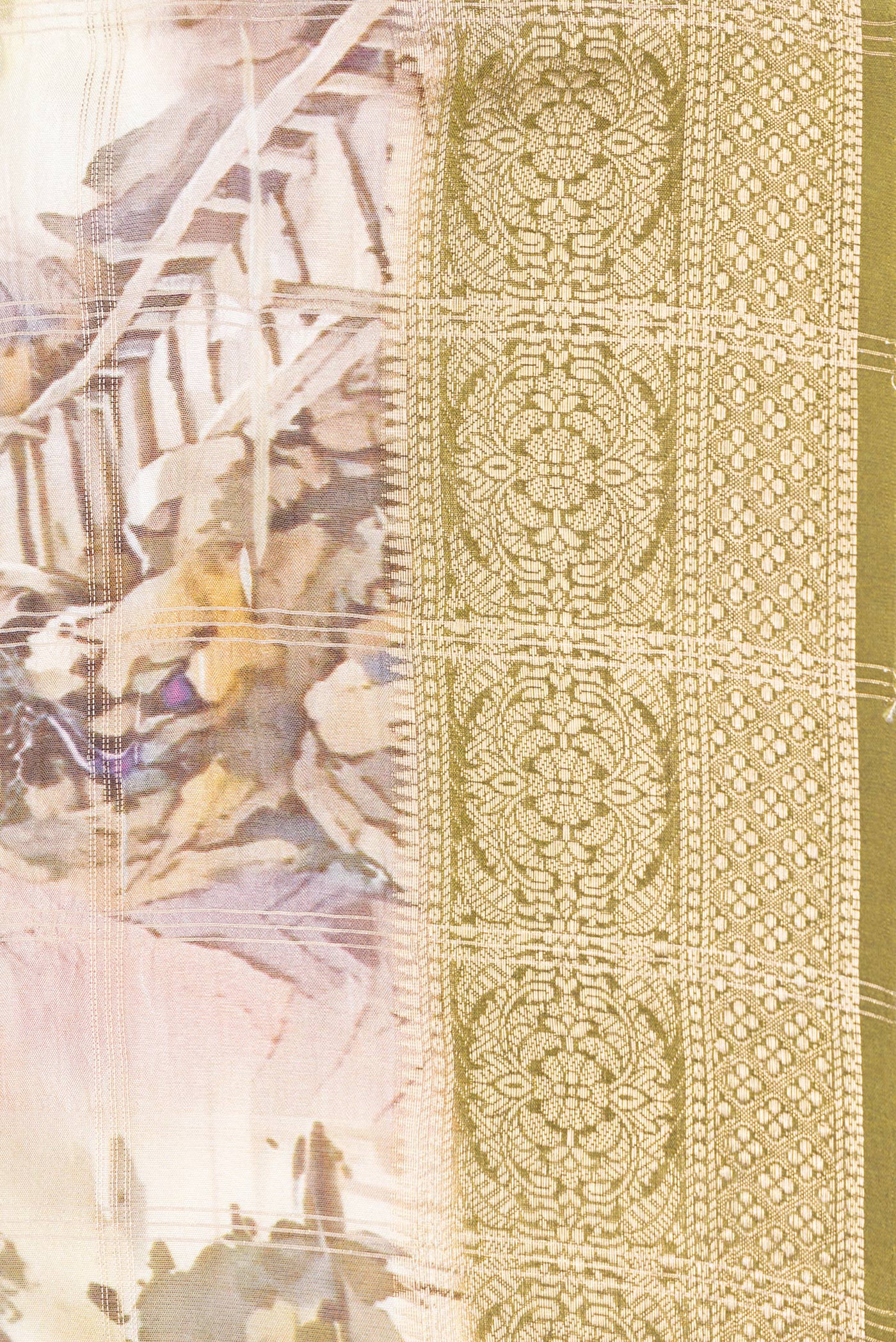 Border image of Mehandi Green Dual Tone Organza Silk Saree with Printed design on the body and Fancy Border. 