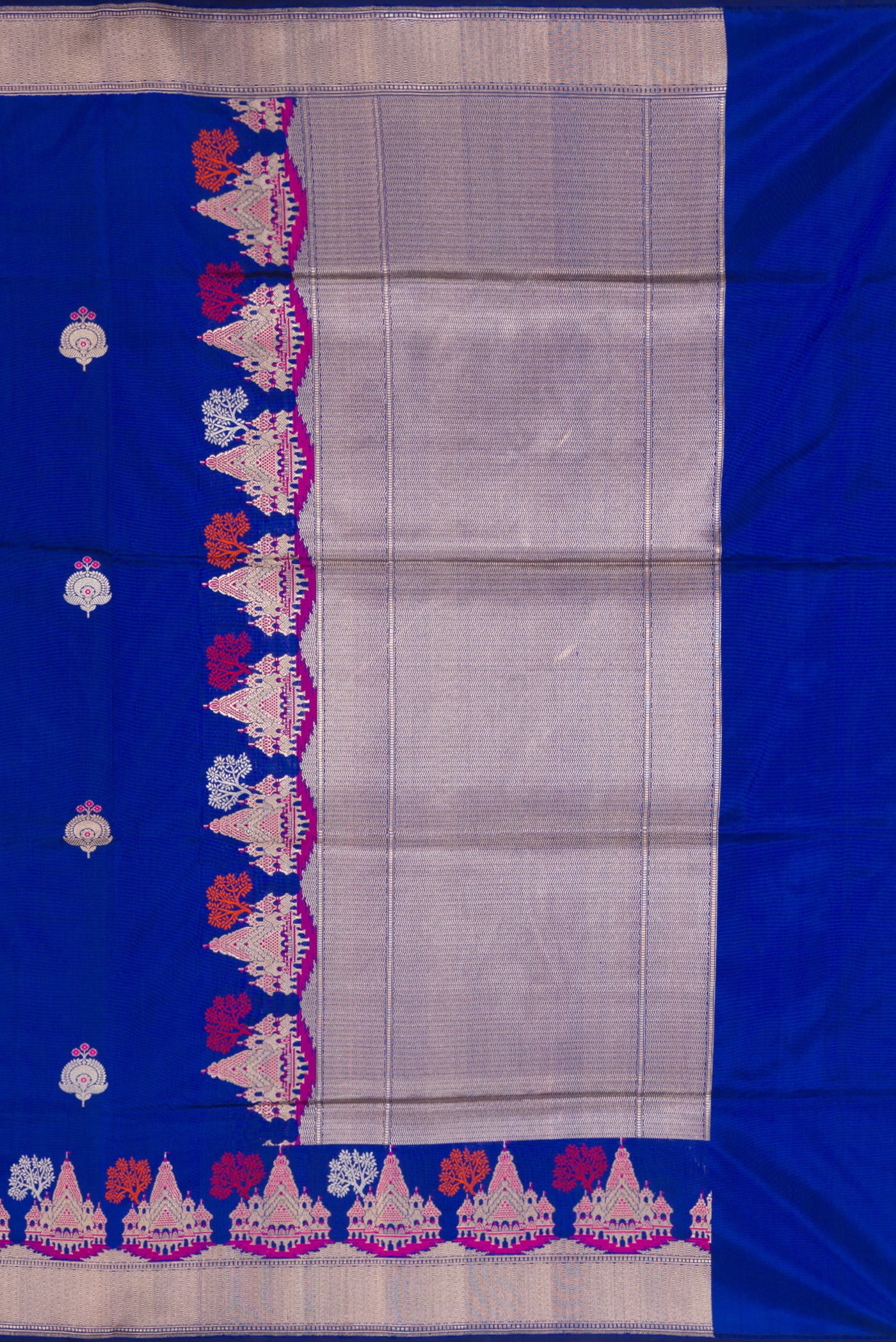 Close up image of the pallu of Royal Blue Dual Tone Banarasi Silk Saree with Zari And Thread Butta on the body and Fancy Border. 