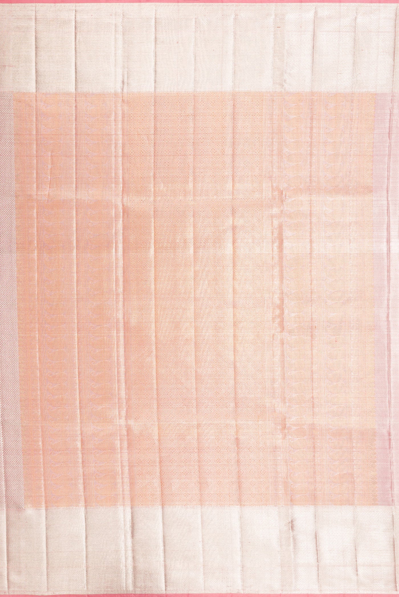 Close up image of the pallu of Pink Dual Tone Kanjivaram Tissue Silk Saree with Zari Brocade on the body and Zari Border. 
