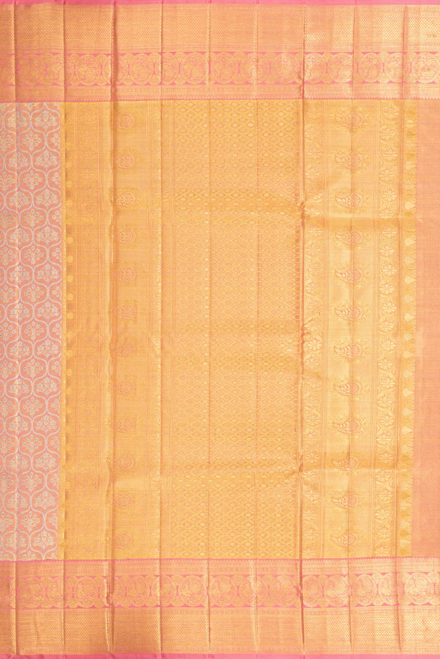 Close up image of the pallu of Pink Dual Tone Kanjivaram Tissue Silk Saree with Zari Brocade on the body and Zari Border. 