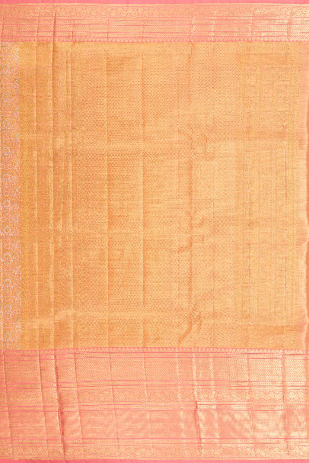 Close up image of the pallu of Peach Dual Tone Kanjivaram Tissue Silk Saree with Zari Brocade on the body and Zari Border. 