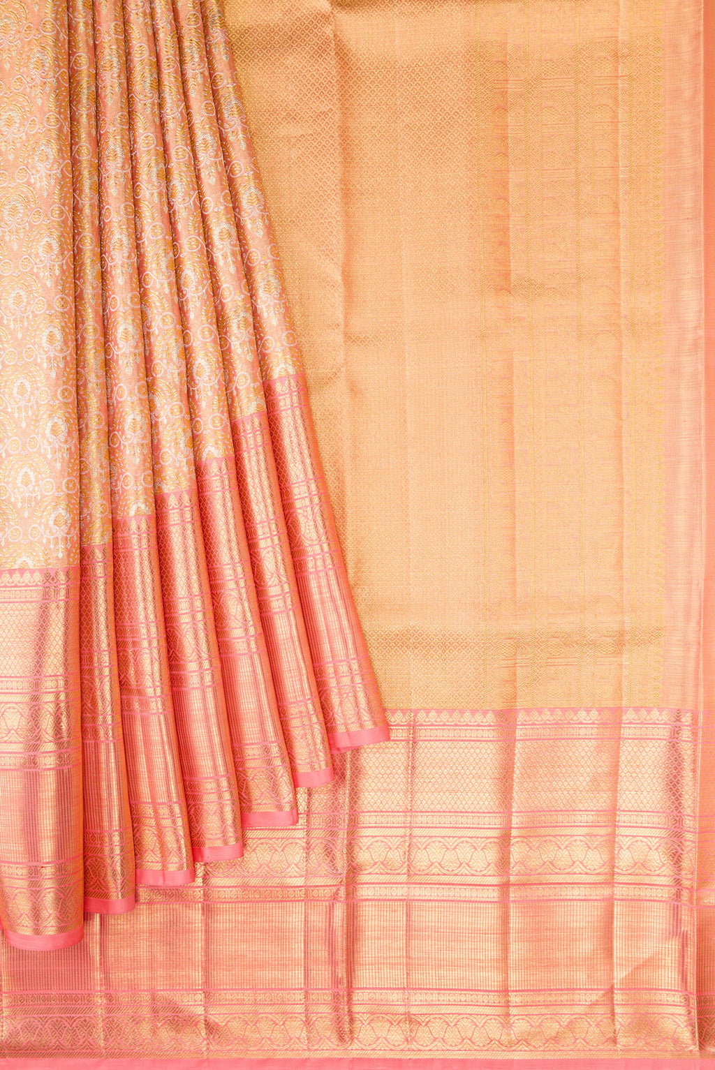 Pleats and pallu of Peach Dual Tone Kanjivaram Tissue Silk Saree with Zari Brocade on the body and Zari Border. 