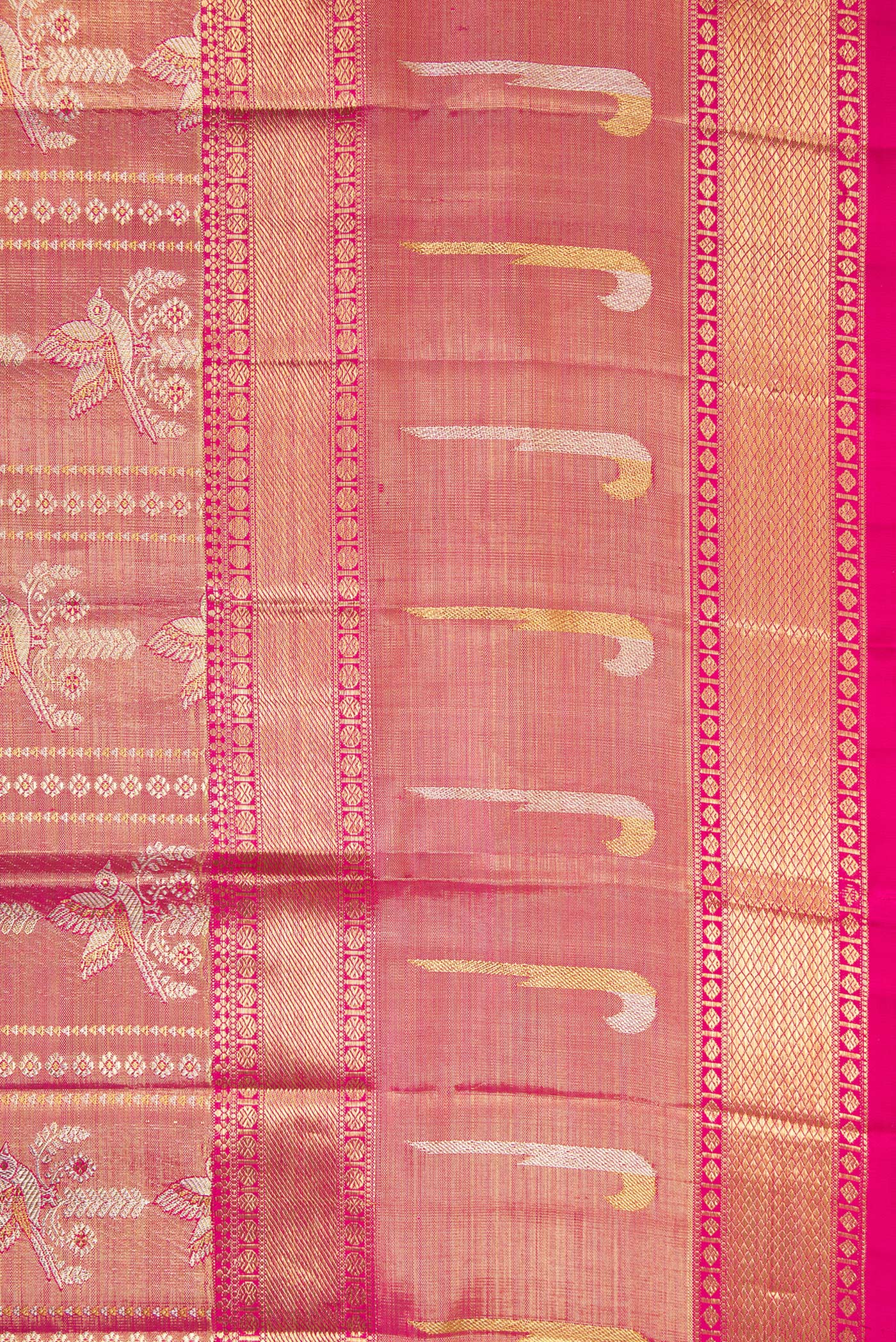 Border image of Magenta Dual Tone Kanjivaram Tissue Silk Saree with Zari Brocade on the body and Paithani Border. 