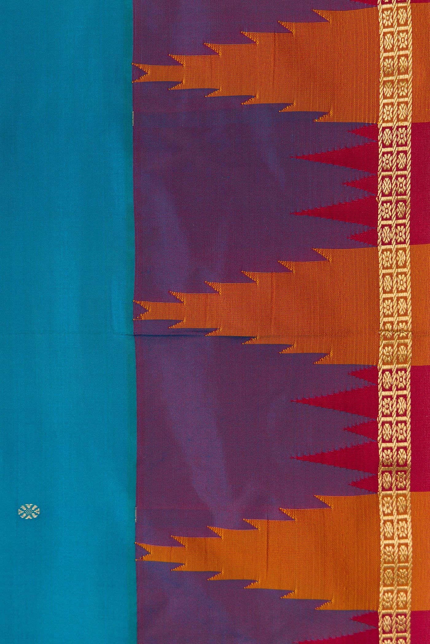 Border image of Peacock Blue Dual Tone Kanchipuram Silk Saree with Plain Body and Temple Border. 