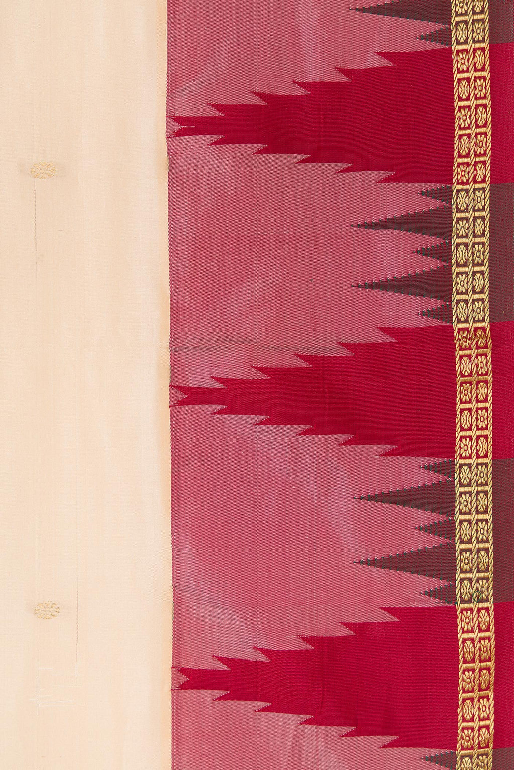 Border image of Off White Dual Tone Kanchipuram Silk Saree with Zari Butta on the body and Temple Border. 