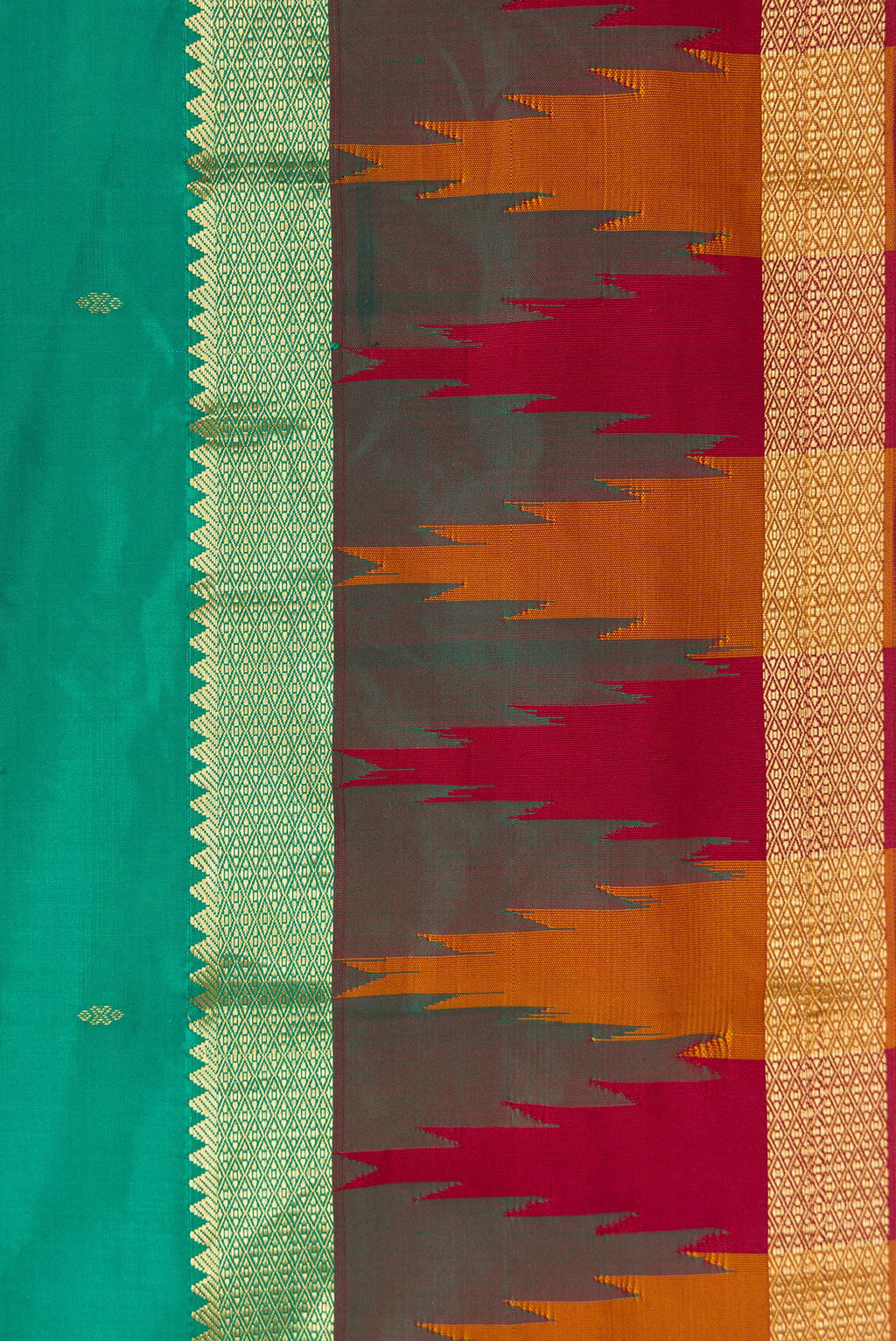 Border image of Green Dual Tone Kanchipuram Silk Saree with Zari Butta on the body and Temple Border. 