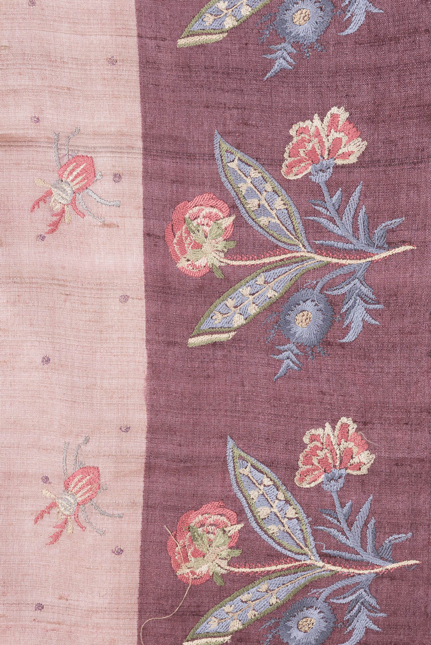 Border image of Pink Dual Tone Tussar Silk Saree with Thread Butta on the body and Embroidery Border. 