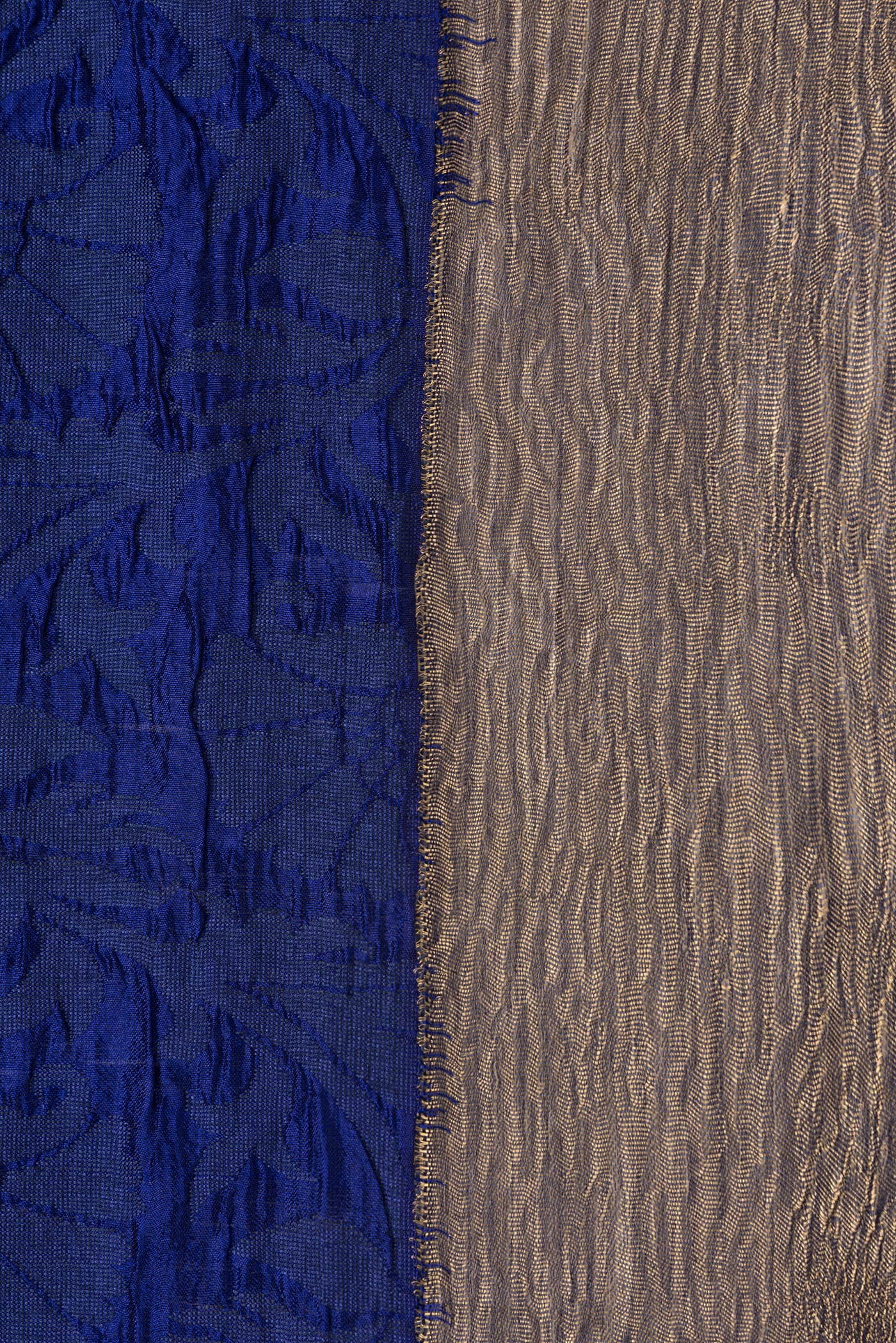 Border image of Navy Blue Dual Tone Tussar Silk Saree with Jacquard design on the body and Zari Border. 