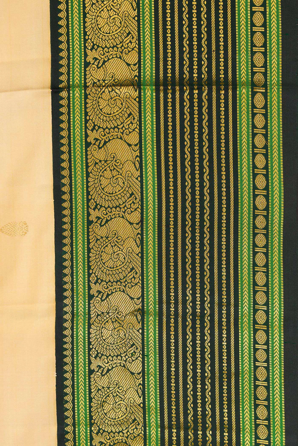 Border image of Pure Silk Pure Zari Sandal Dual Tone Kanchipuram Saree with Zari Butta on the body and Zari Border. 