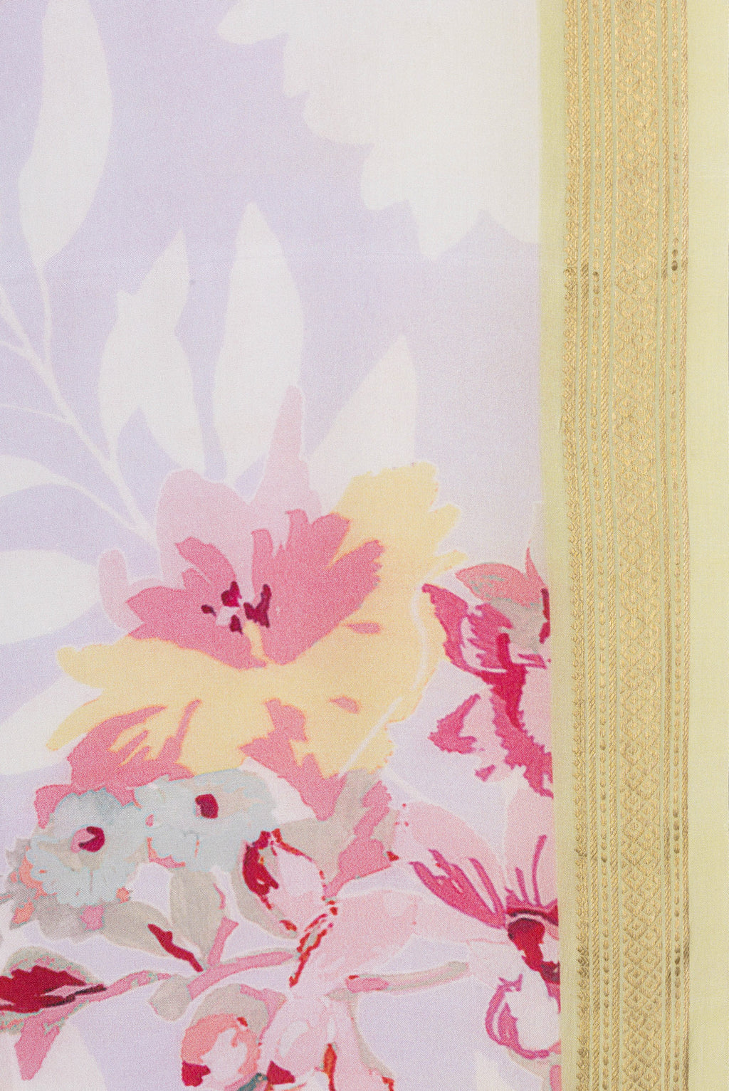 Border image of Lavender Dual Tone Mysore Crepe Saree with Printed design on the body and Zari Border. 