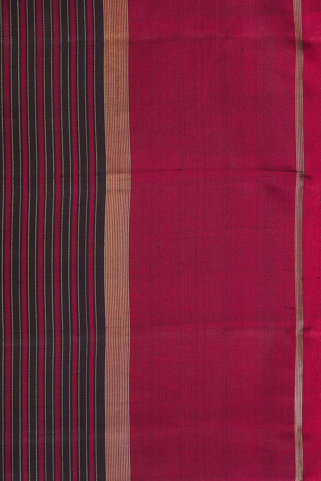 Border image of Pure Silk Pure Zari Burgundy Dual Tone Kanchipuram Saree with Stripes on the body and Zari Border. 