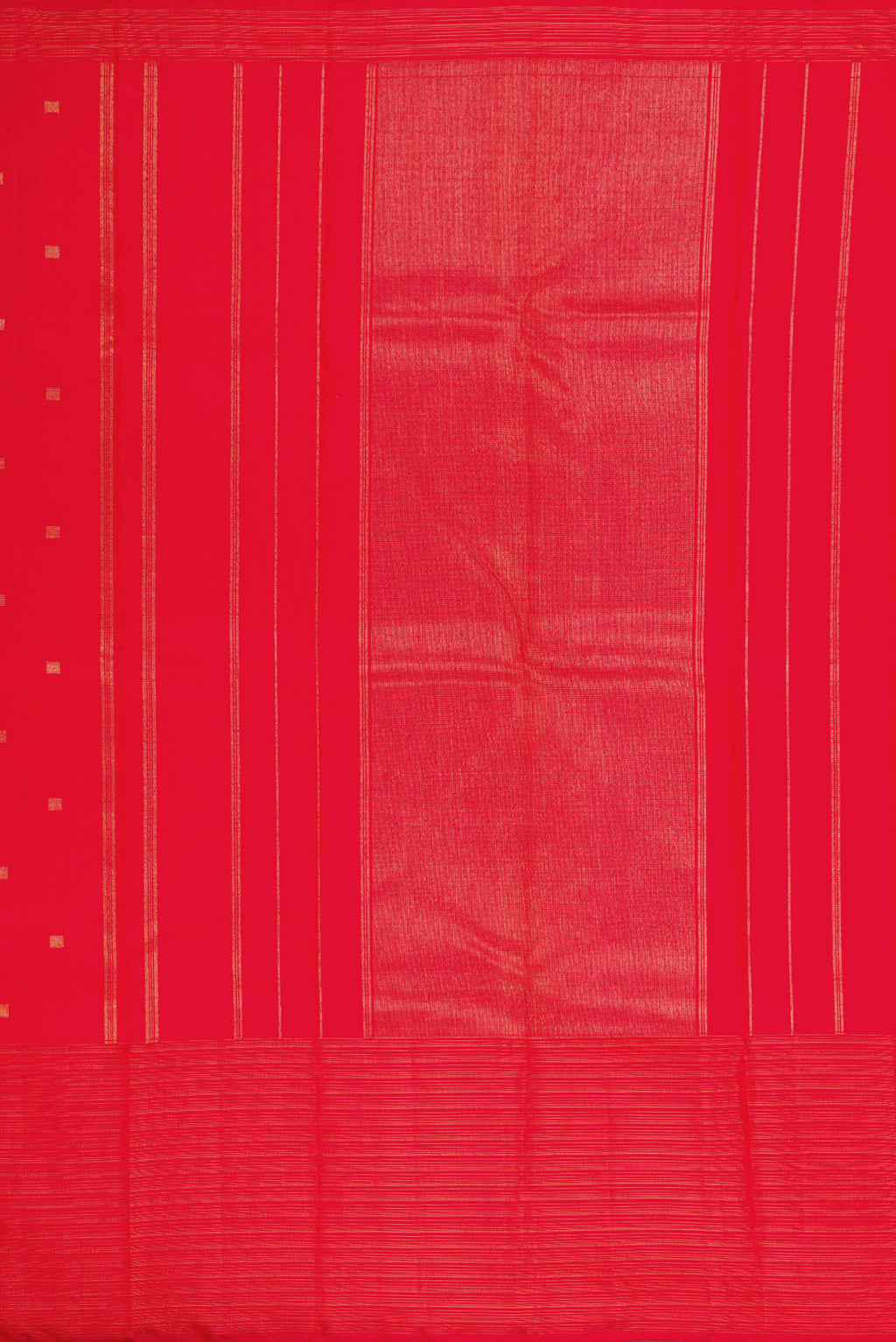 Close up image of the pallu of Pure Silk Pure Zari Red Dual Tone Kanchipuram Saree with Zari Butta on the body and Without Border. 