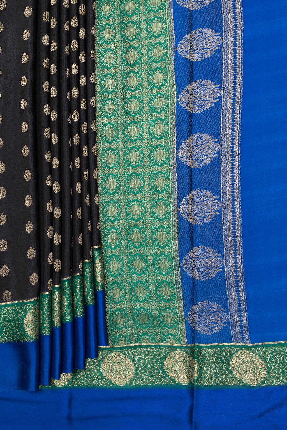 Pleats and pallu of Black Mysore Crepe Saree with Zari Butta on the body and Fancy Border. 