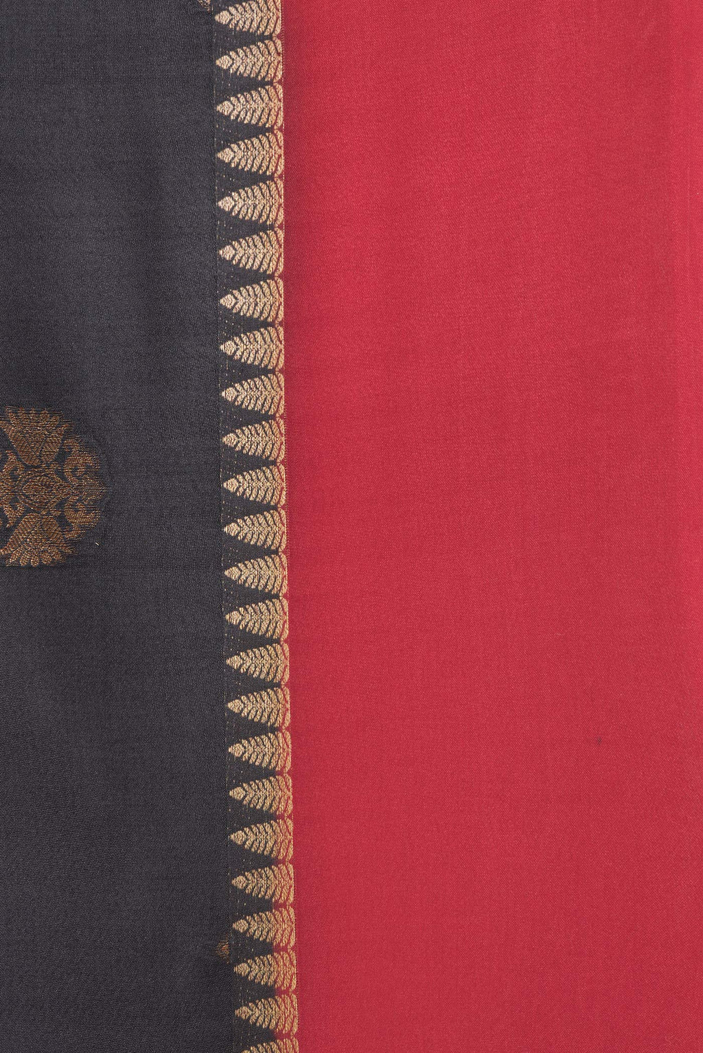 Border image of Black Dual Tone Mysore Silk Saree with Zari Butta on the body and Zari Border. 