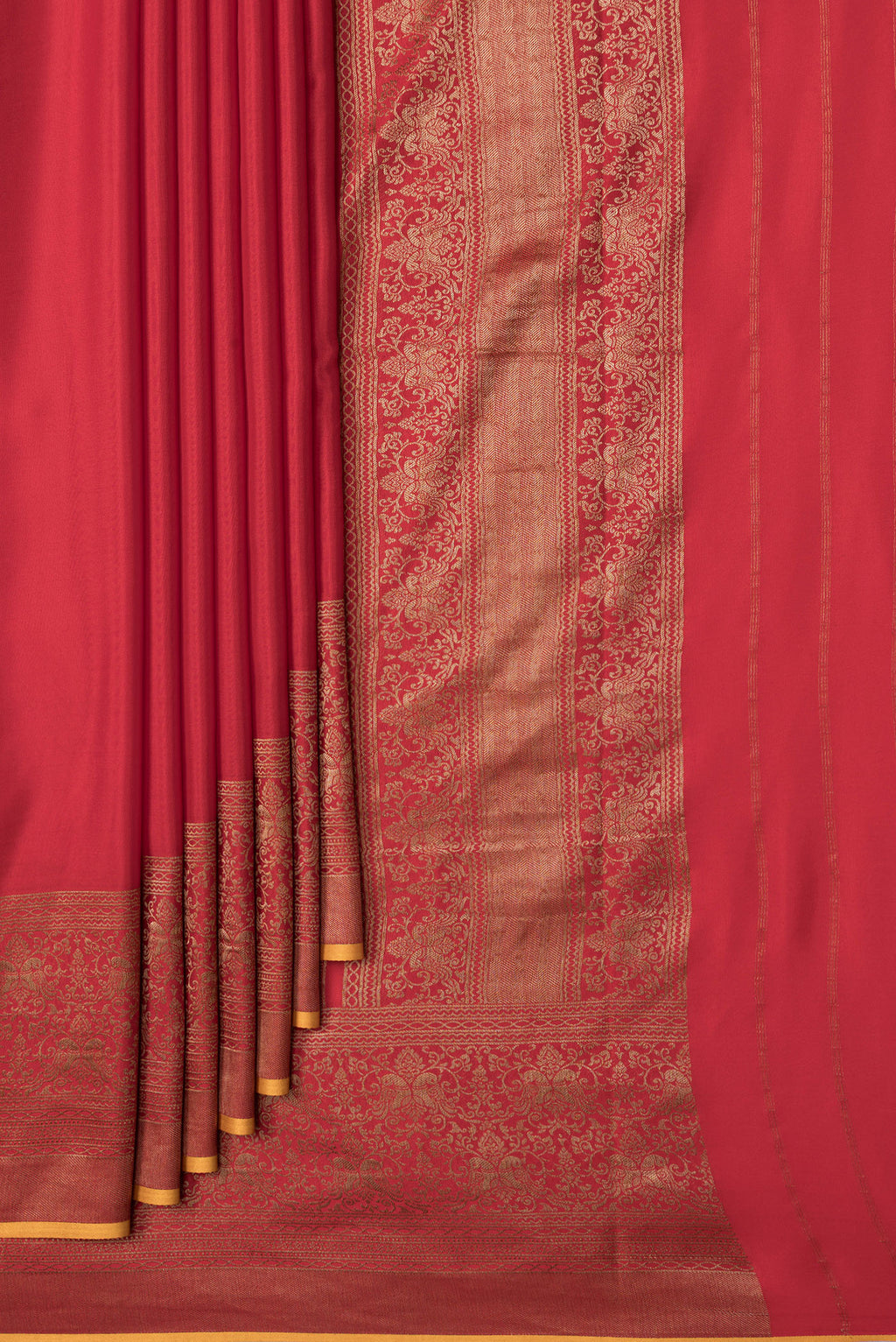 Pleats and pallu of Red Dual Tone Mysore Silk Saree with Plain Body and Fancy Border. 