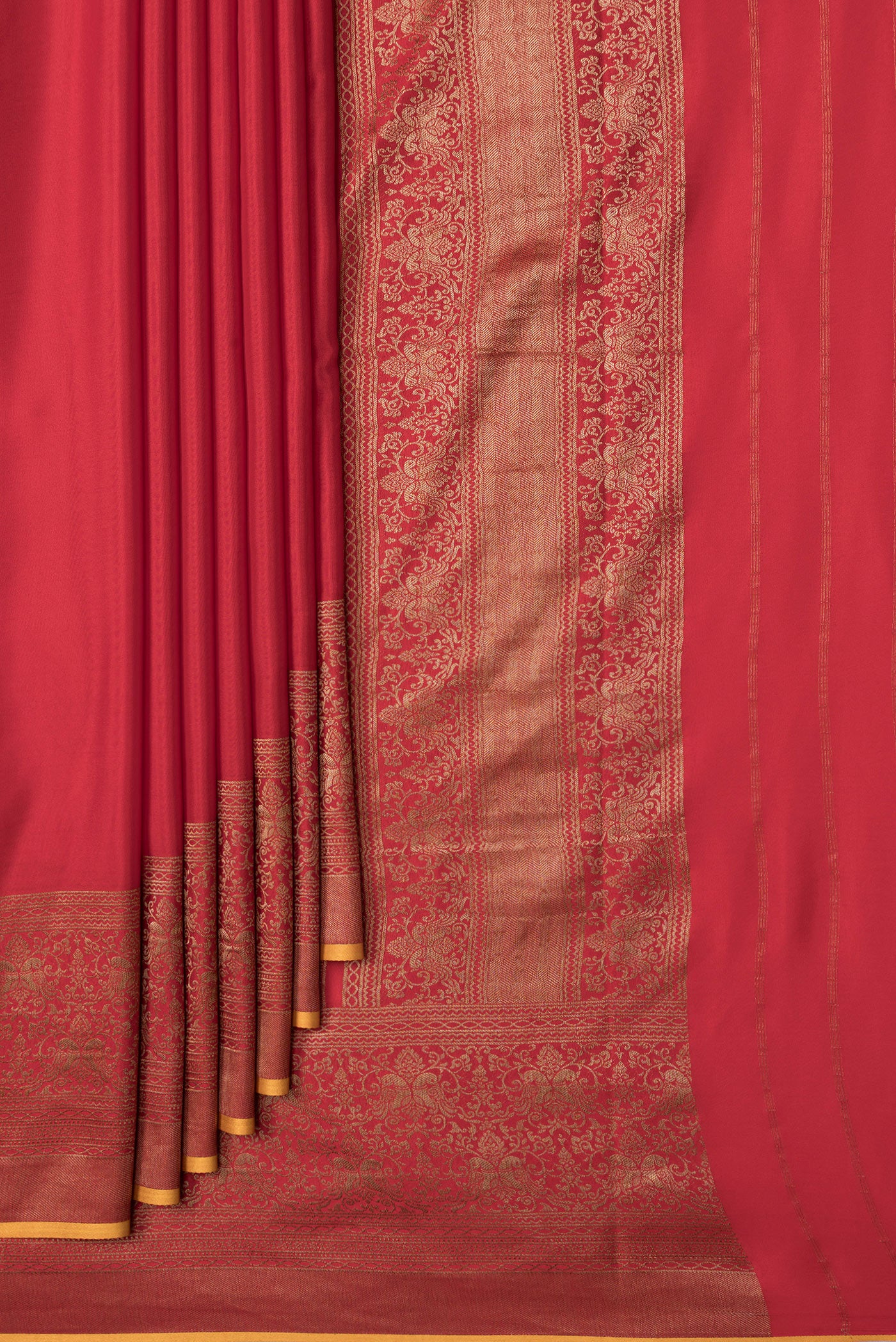 Pleats and pallu of Red Dual Tone Mysore Silk Saree with Plain Body and Fancy Border. 