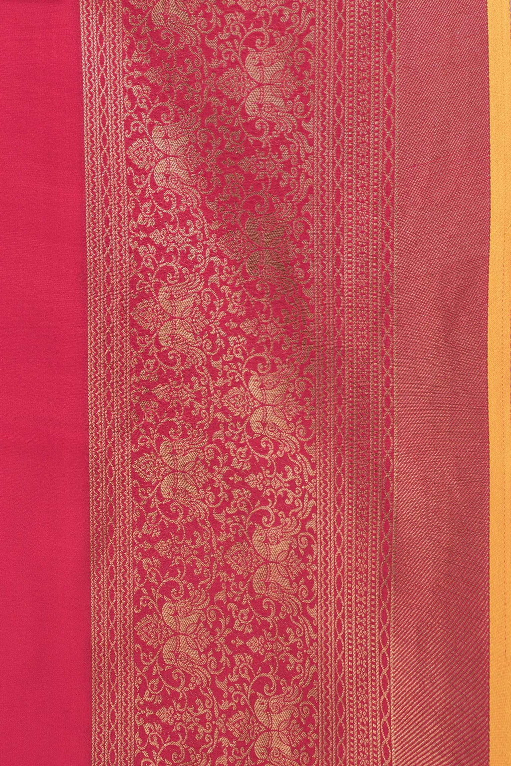 Border image of Pink Dual Tone Mysore Silk Saree with Plain Body and Fancy Border. 