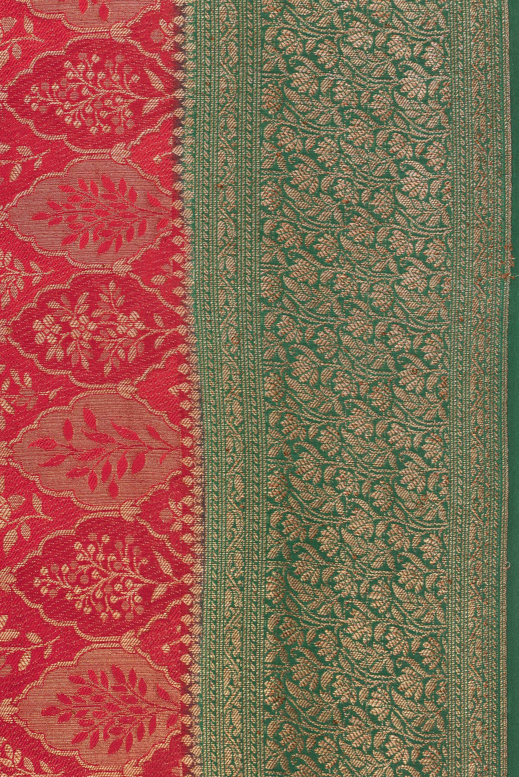 Border image of Maroon Dual Tone Banarasi Georgette Saree with Zari Brocade on the body and Zari Border. 