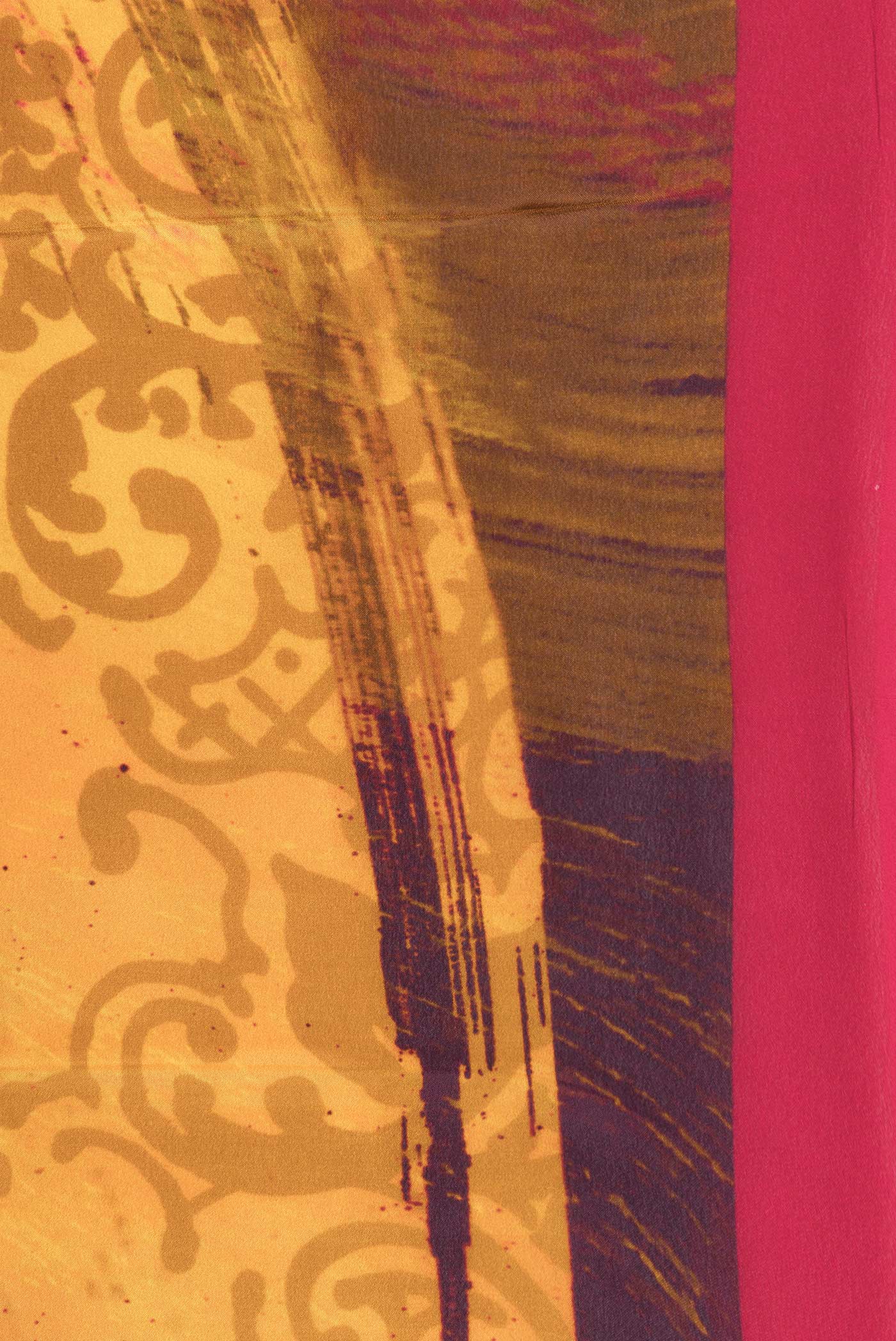 Border image of Burgundy Dual Tone Mysore Crepe Saree with Printed design on the body and Plain Border. 